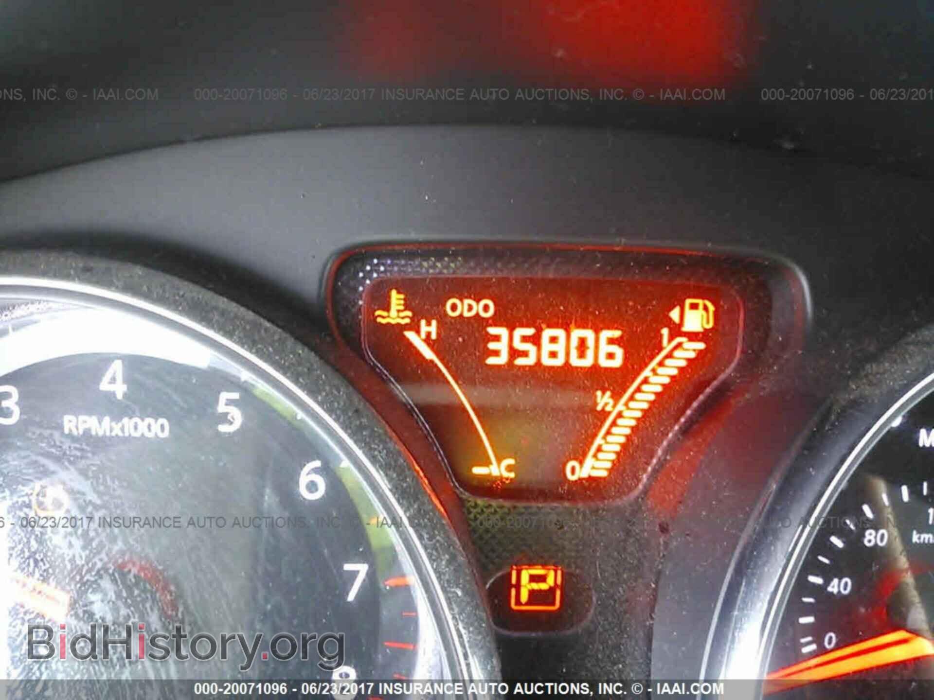 2014 Nissan Versa note - VIN: 3N1CE2CP2EL426014 - Photo 7