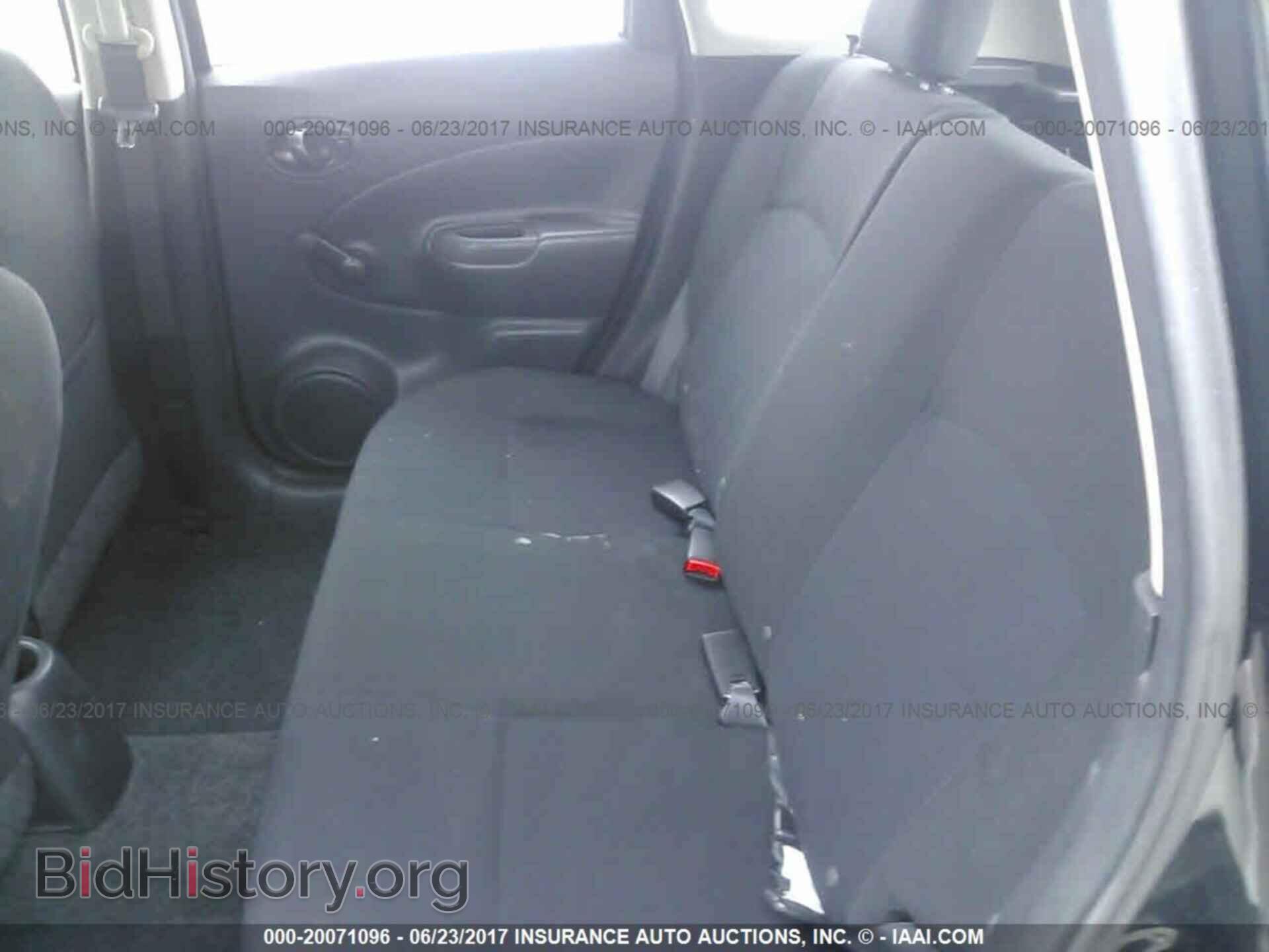 2014 Nissan Versa note - VIN: 3N1CE2CP2EL426014 - Photo 8