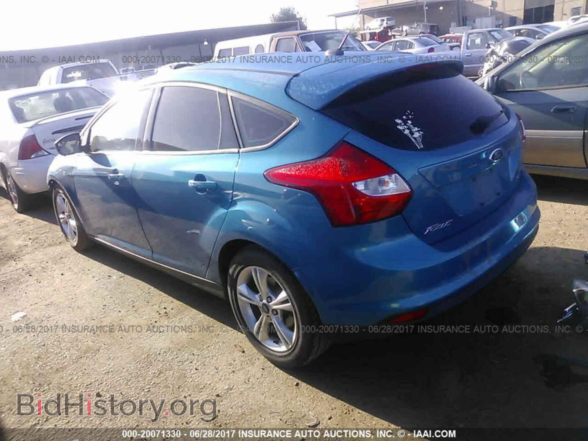 2012 Ford Focus - VIN: 1FAHP3K22CL155558 - Photo 3