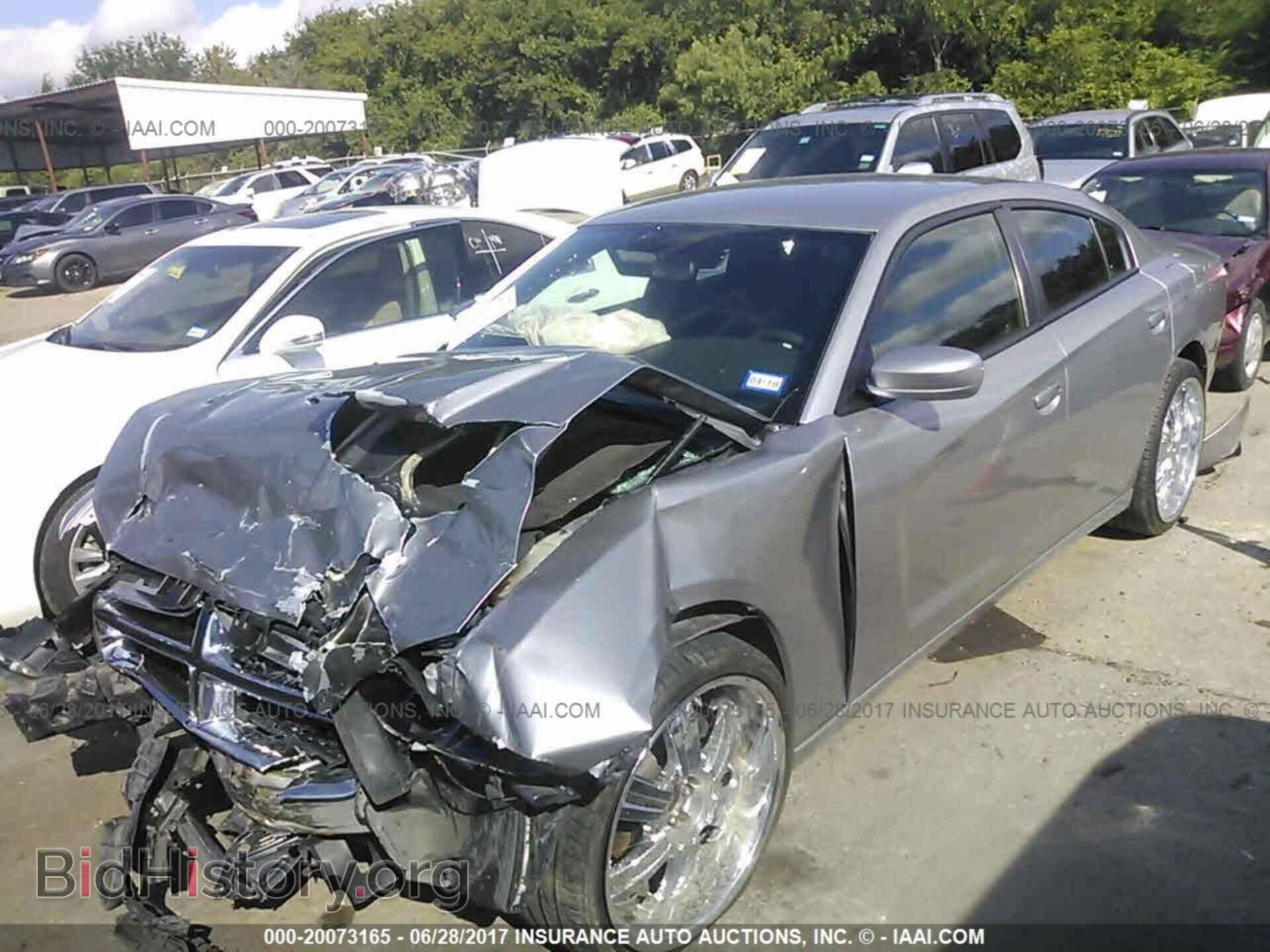 2011 Dodge Charger - VIN: 2B3CL3CG3BH543910 - Фото 2