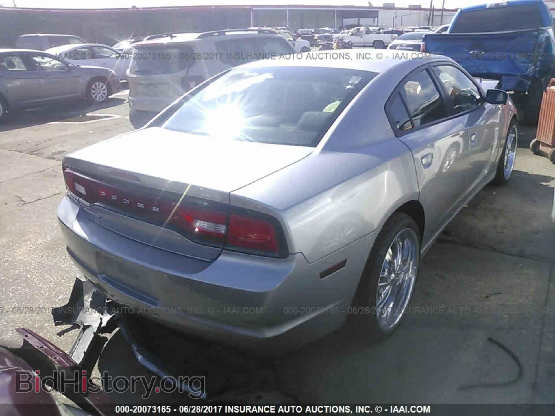 2011 Dodge Charger - VIN: 2B3CL3CG3BH543910 - Фото 4