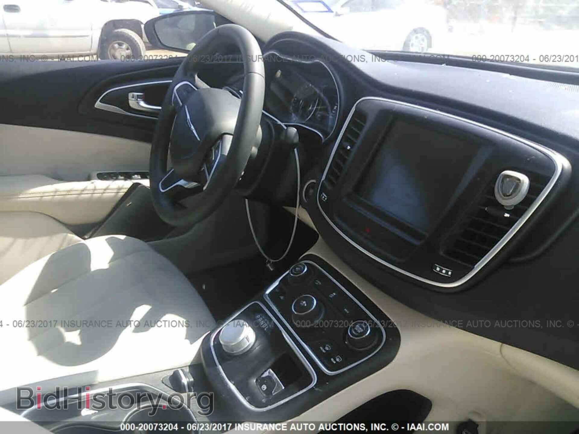 2015 Chrysler 200 - VIN: 1C3CCCAB8FN588803 - Photo 5