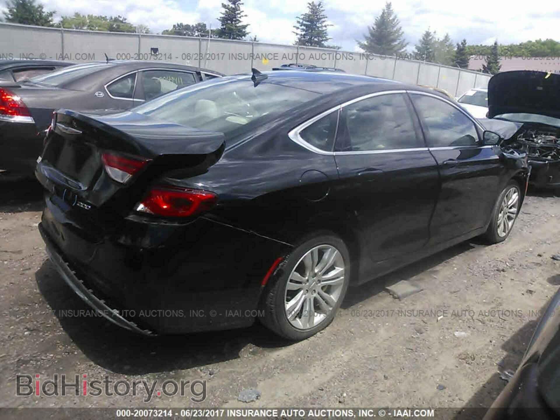 2015 Chrysler 200 - VIN: 1C3CCCAB5FN588709 - Photo 4