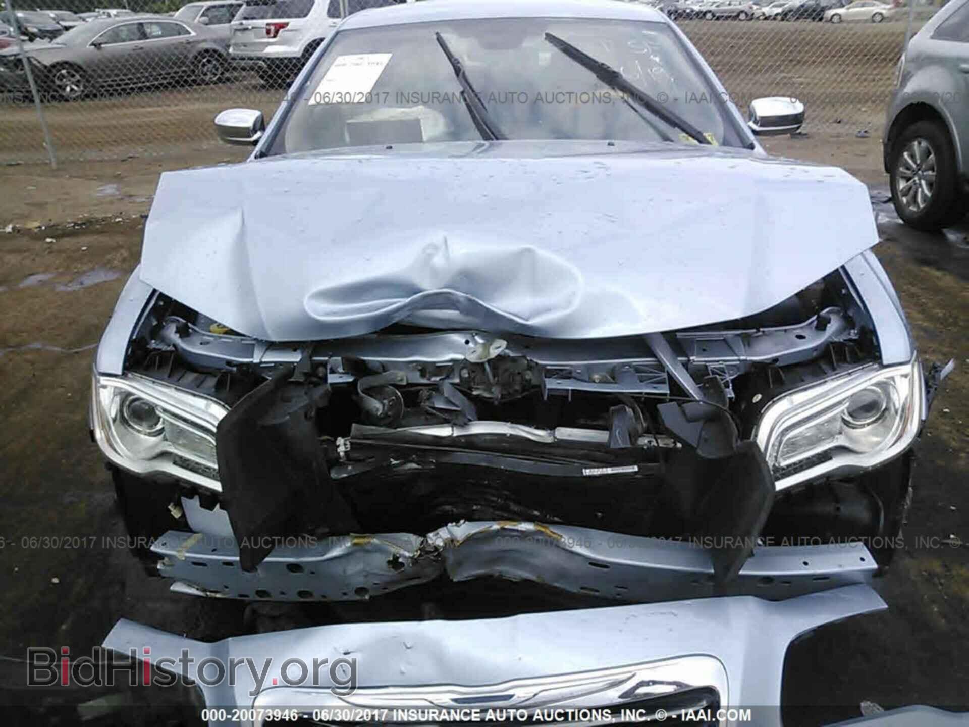 2012 Chrysler 300c - VIN: 2C3CCAKT7CH169728 - Photo 6