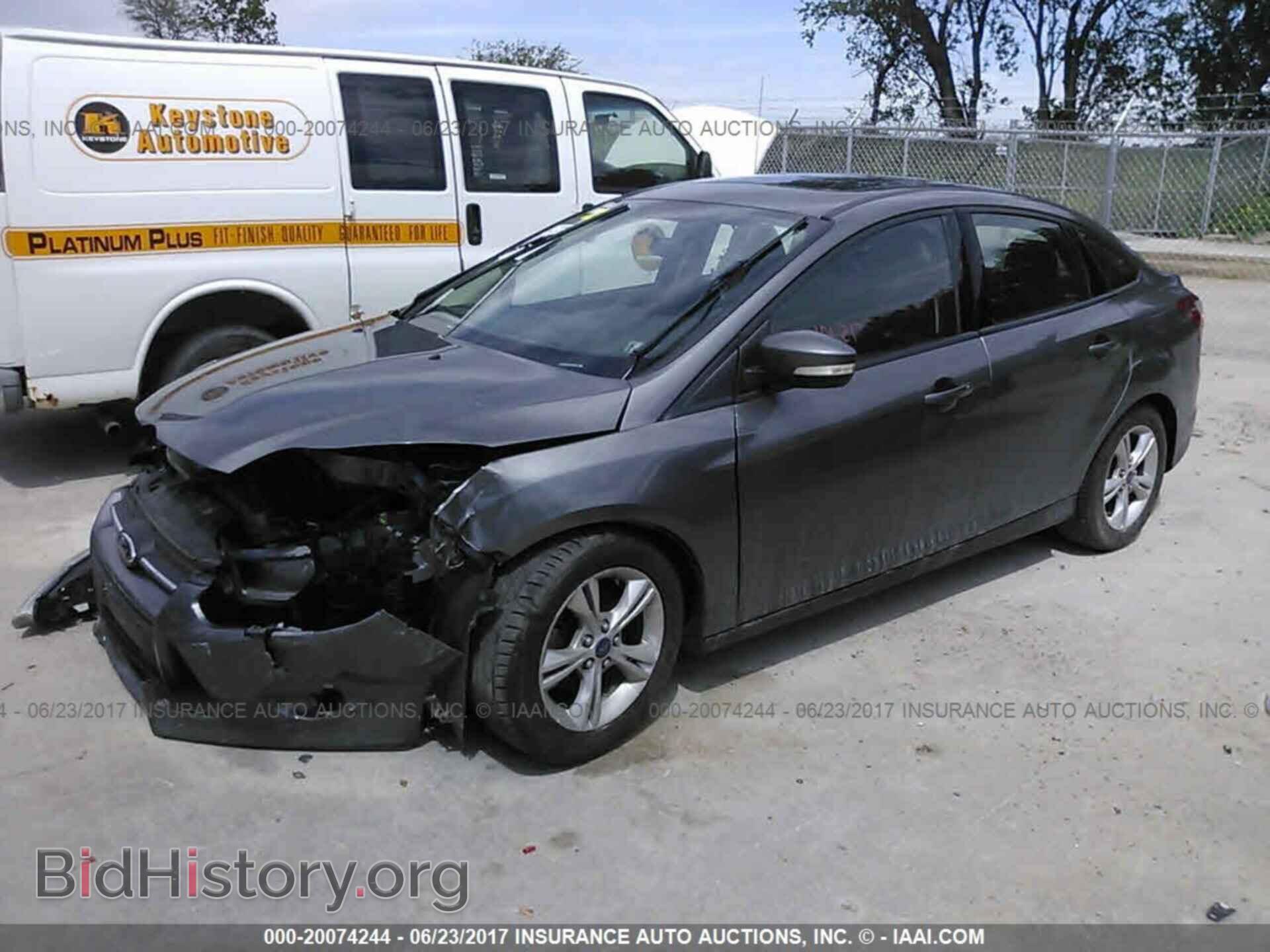 2014 Ford Focus - VIN: 1FADP3F25EL322748 - Photo 2