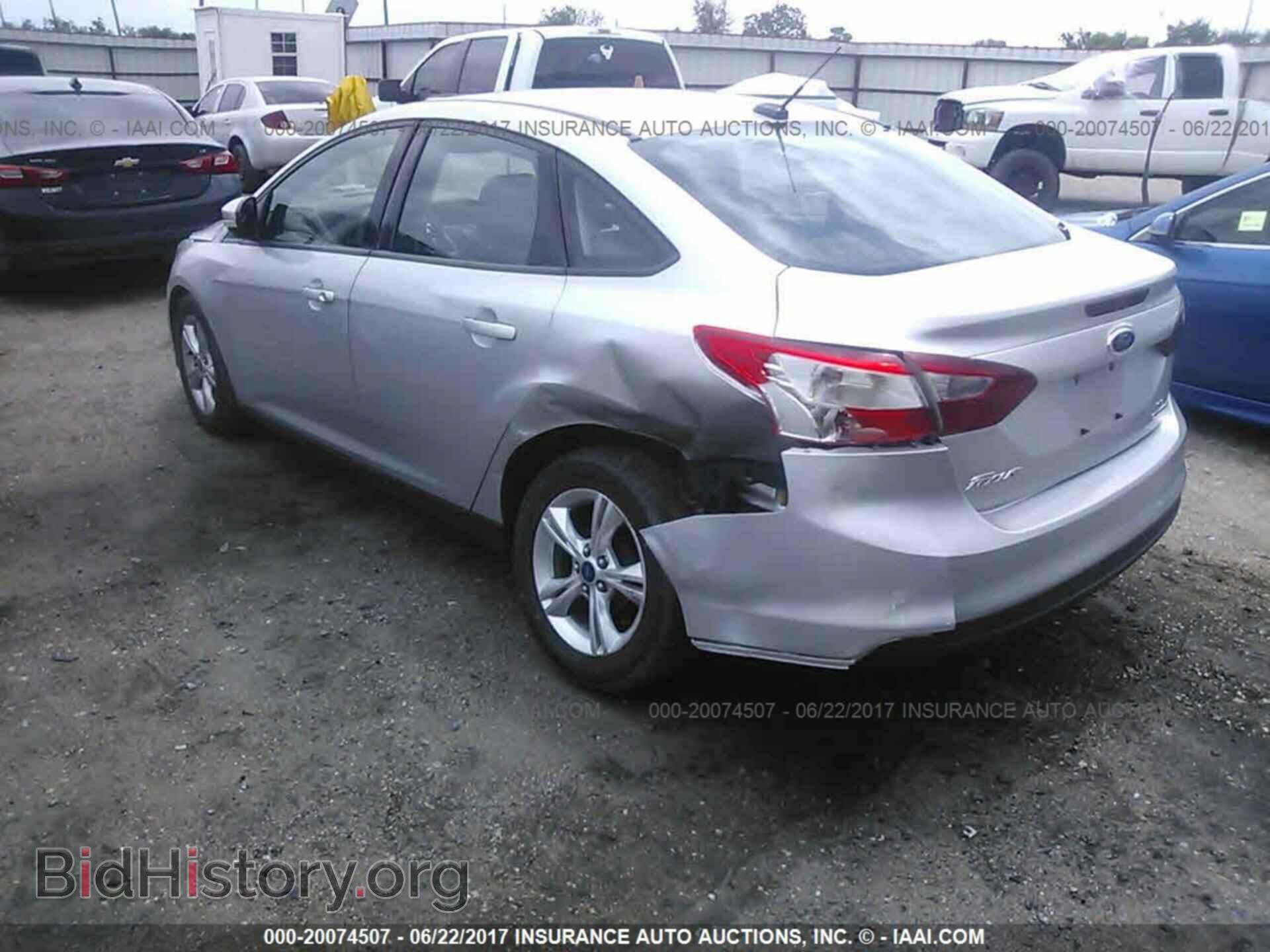2013 Ford Focus - VIN: 1FADP3F2XDL213054 - Фото 3