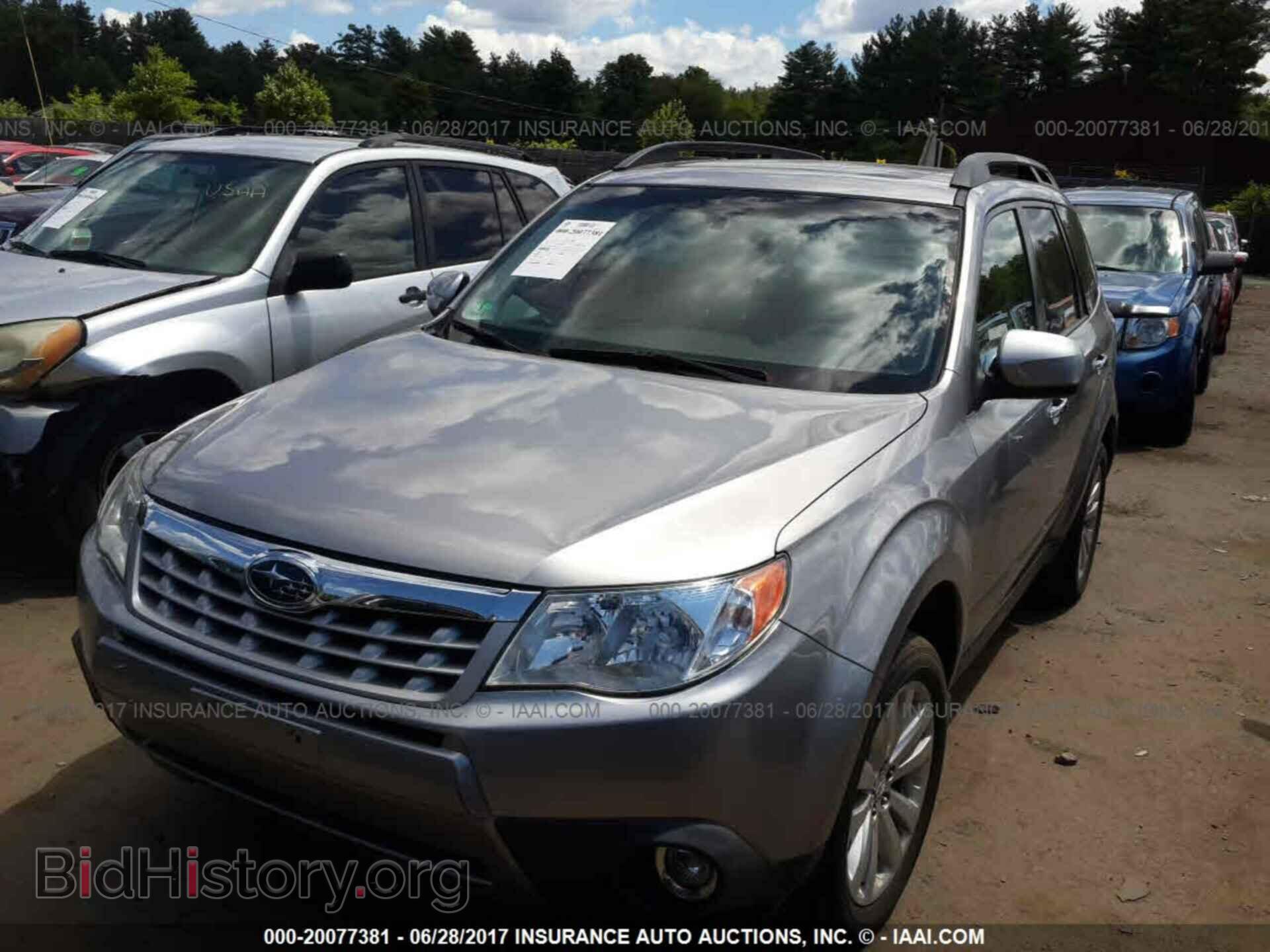 2011 Subaru Forester - VIN: JF2SHAEC3BH777451 - Фото 2