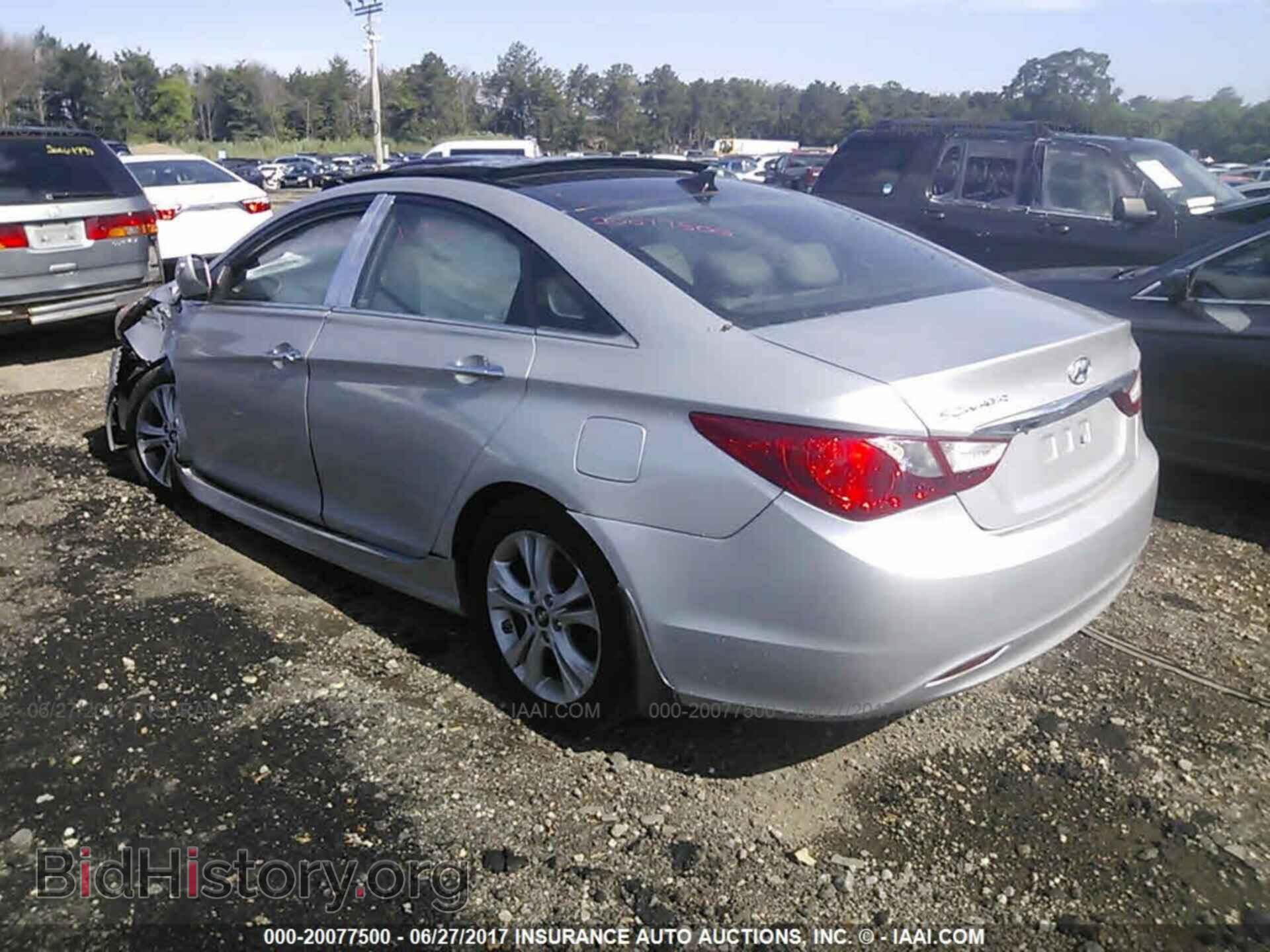 2012 Hyundai Sonata - VIN: 5NPEC4AC7CH378045 - Фото 3