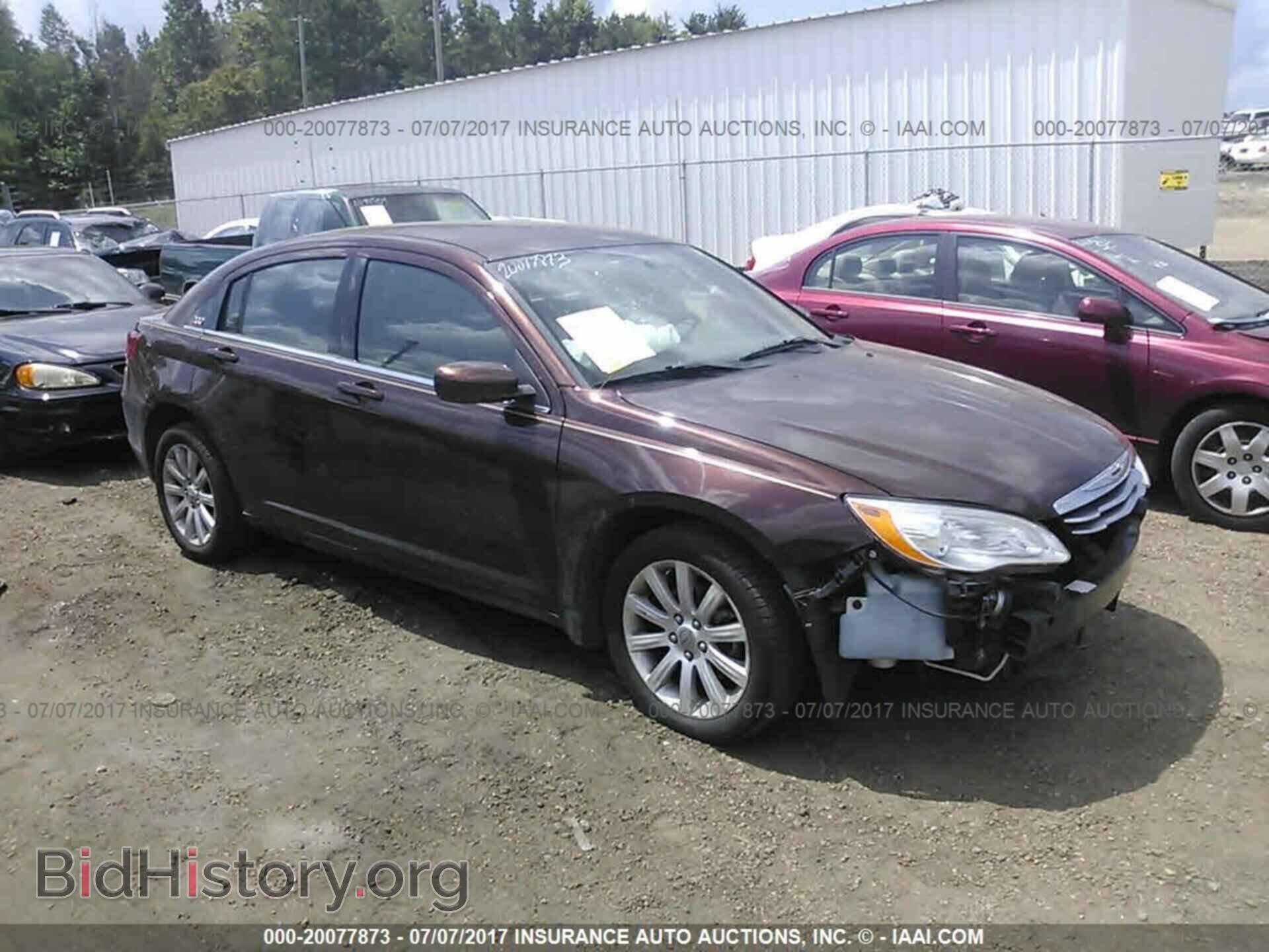 Фотография 1C3CCBBB8DN558268 - Chrysler 200 2013