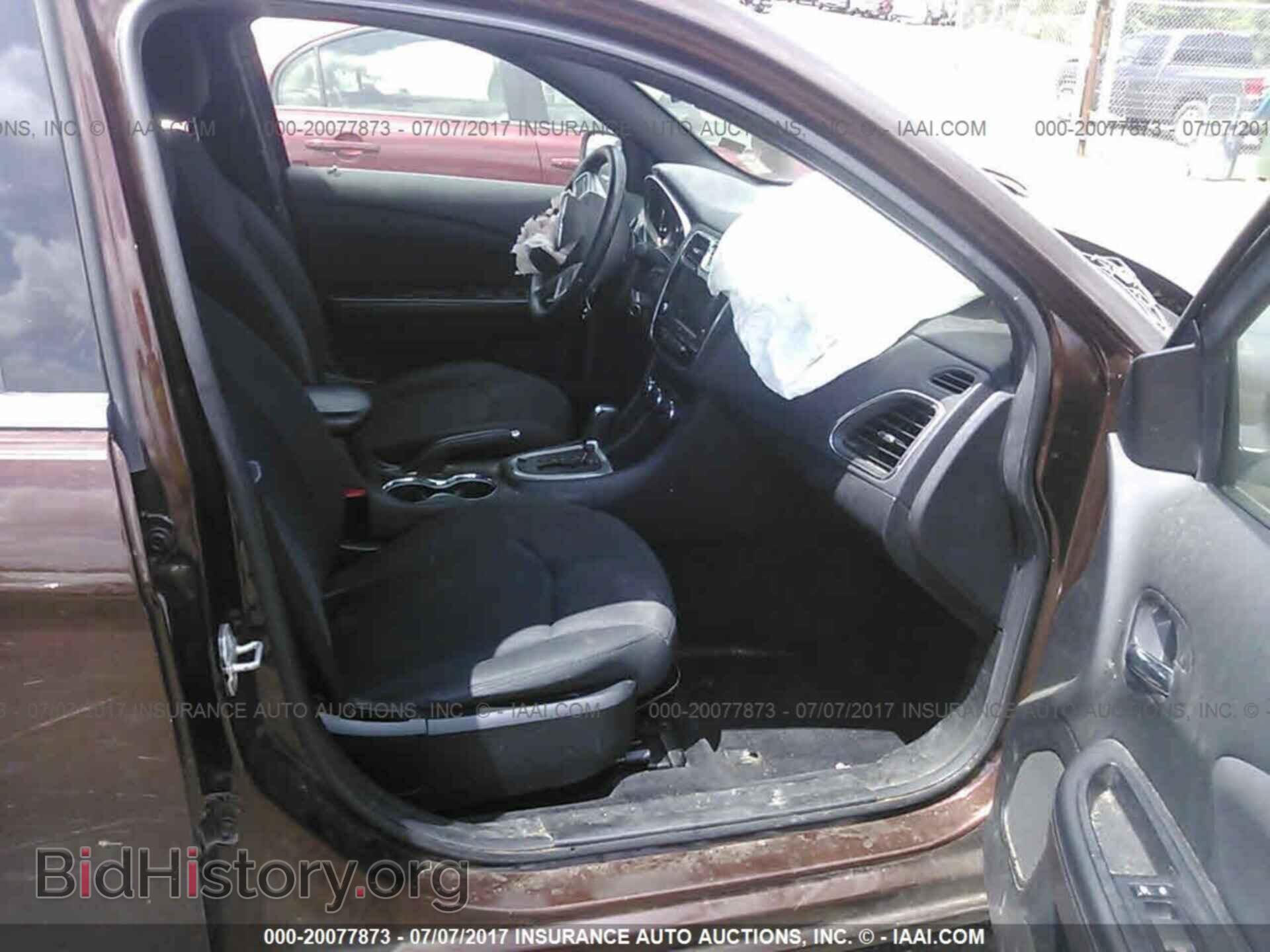 2013 Chrysler 200 - VIN: 1C3CCBBB8DN558268 - Photo 5