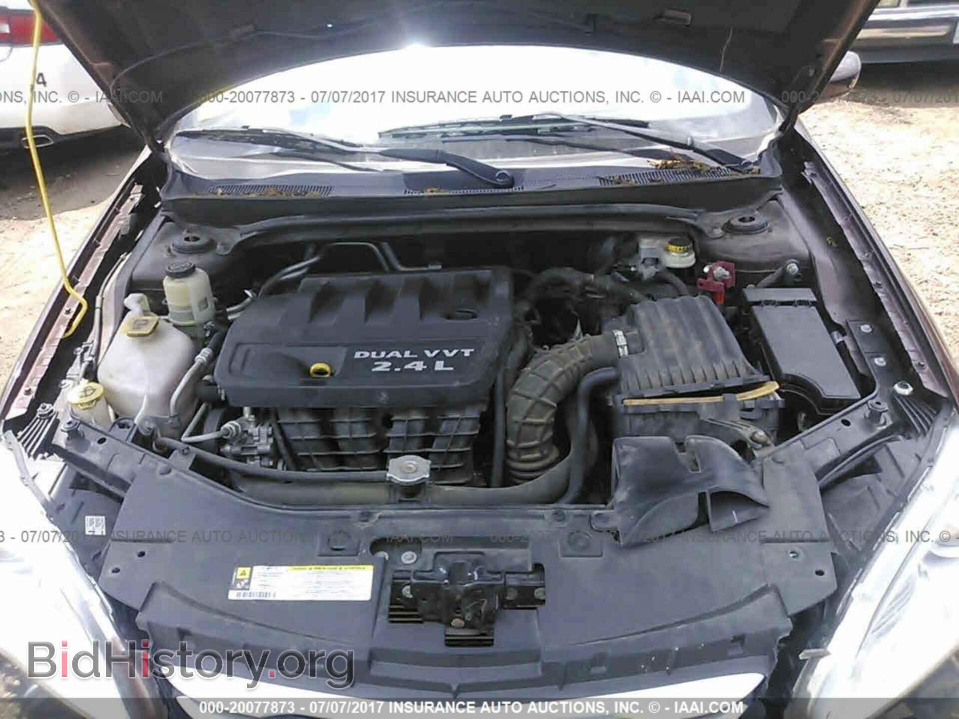 2013 Chrysler 200 - VIN: 1C3CCBBB8DN558268 - Photo 10