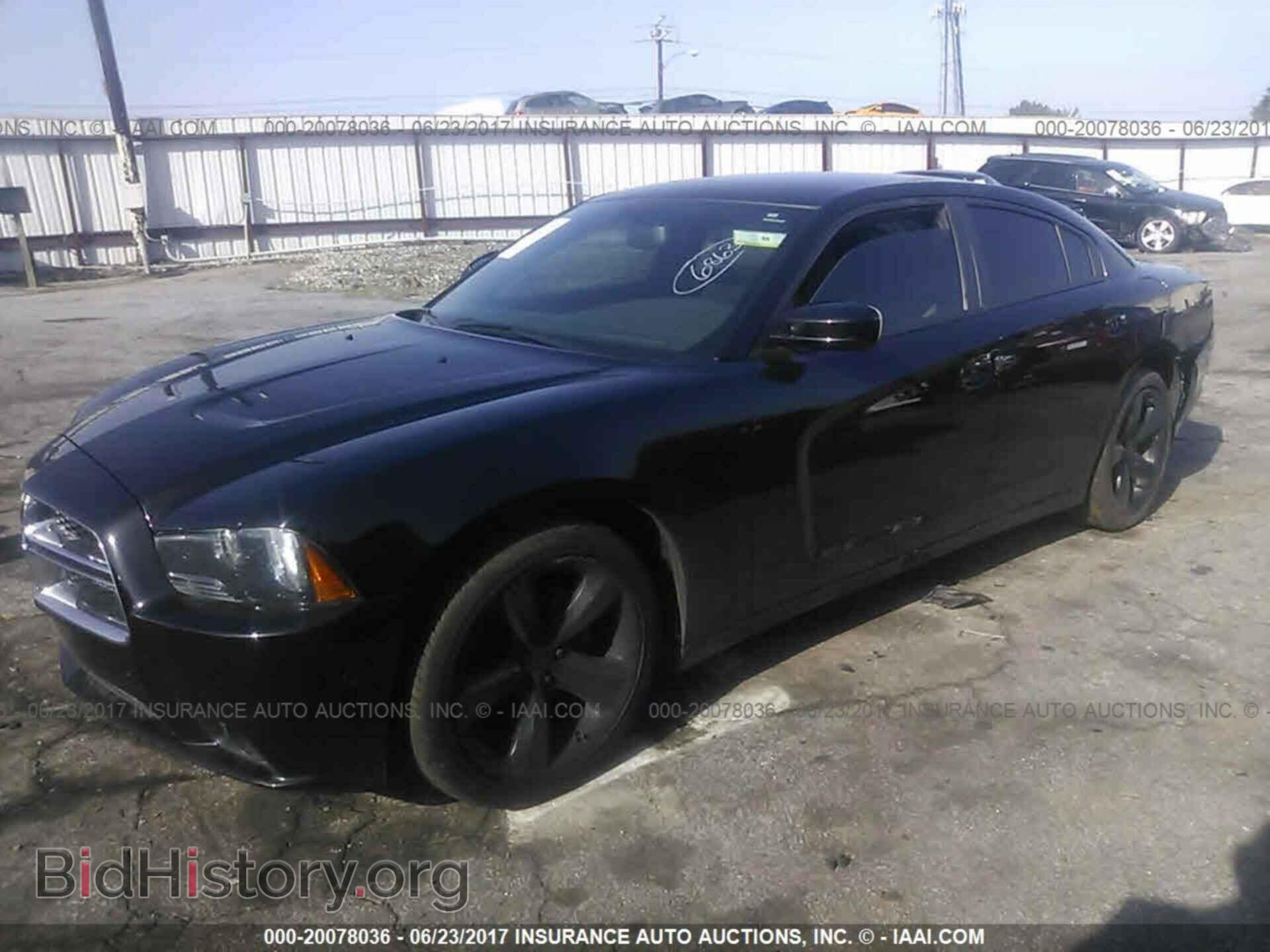 2013 Dodge Charger - VIN: 2C3CDXHG9DH691756 - Фото 2
