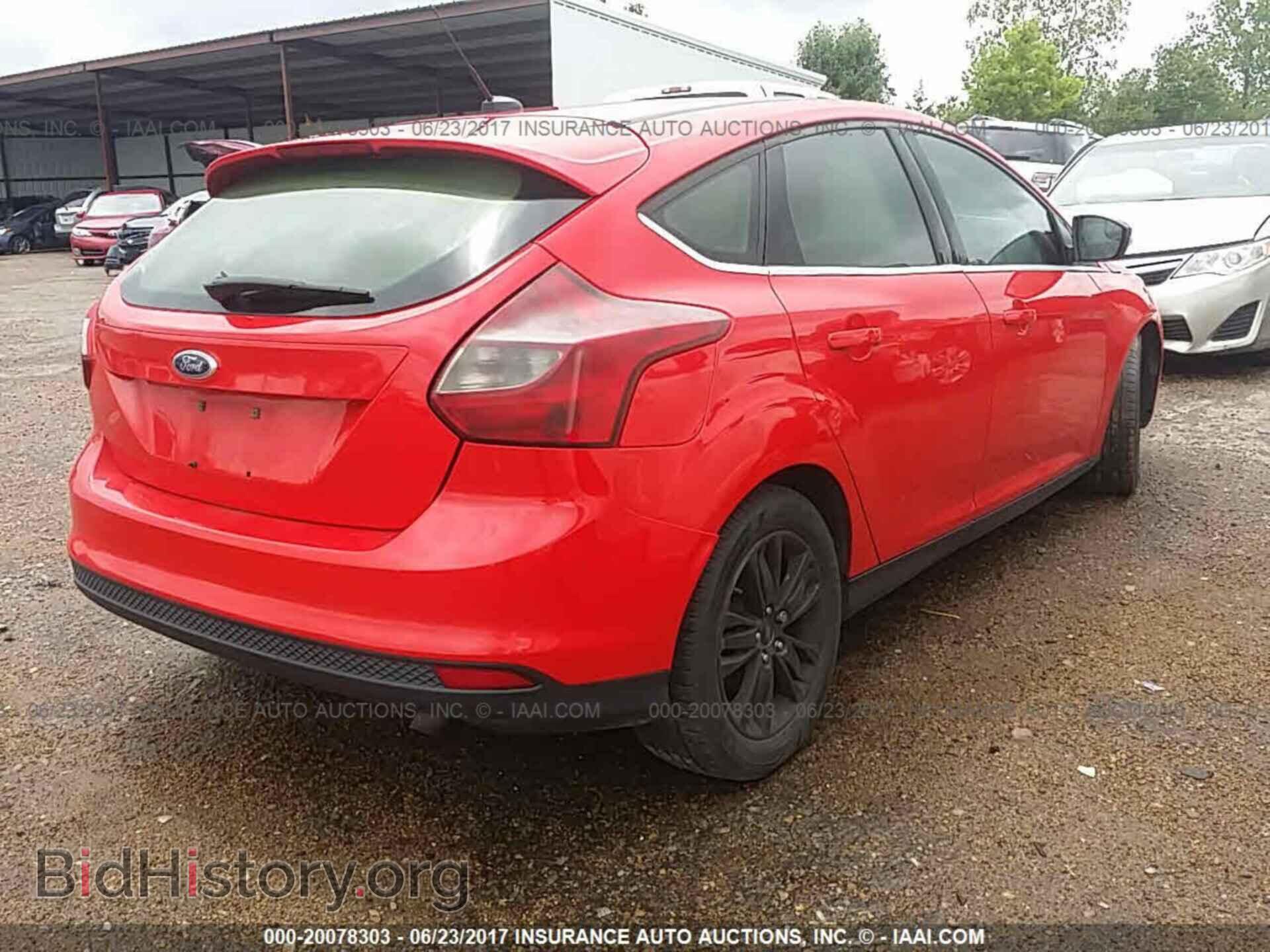 2012 Ford Focus - VIN: 1FAHP3M22CL317458 - Photo 4