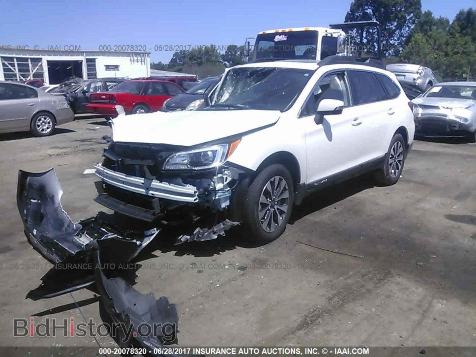 2017 Subaru Outback - VIN: 4S4BSANC4H3296724 - Фото 2