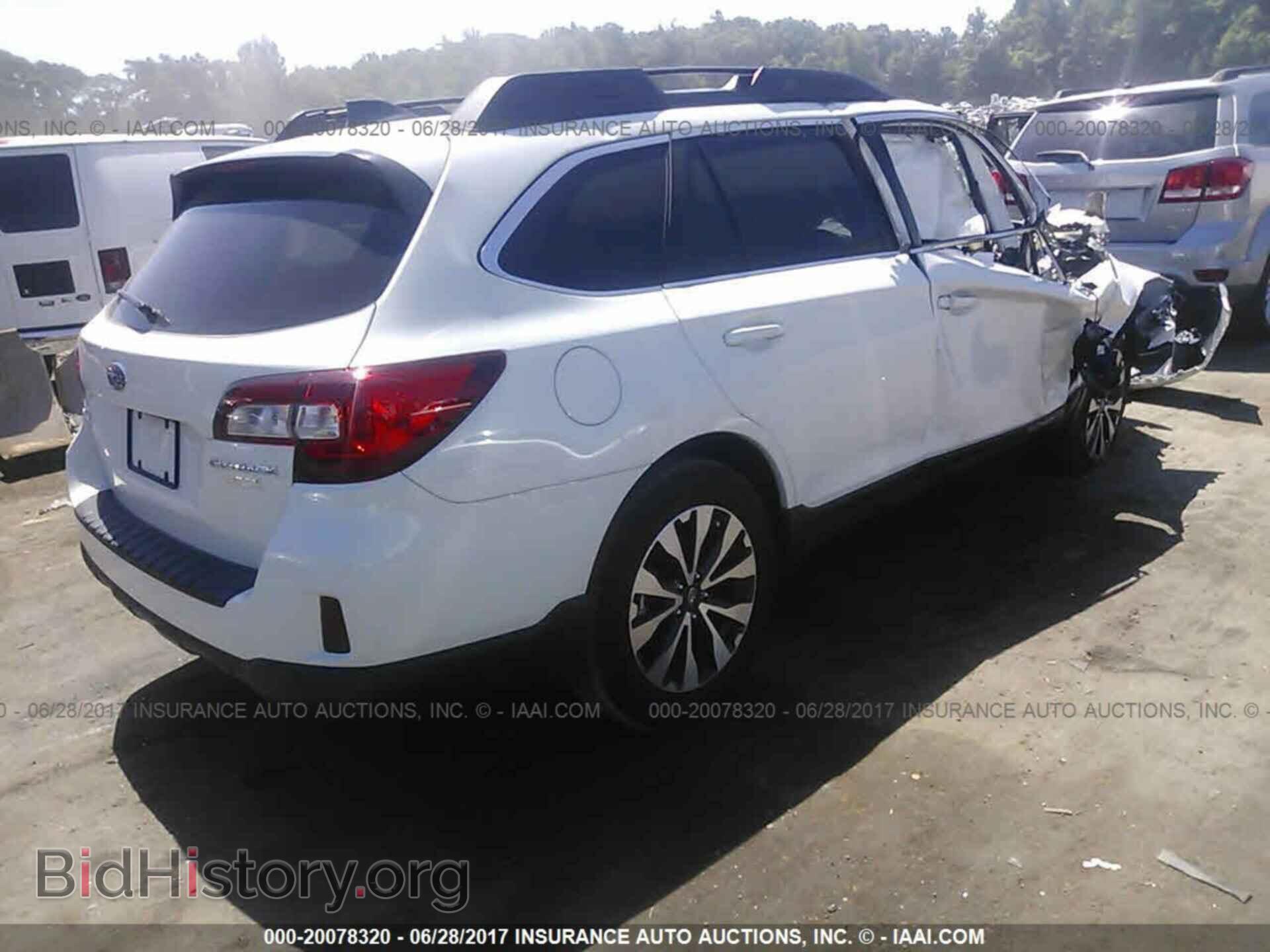 2017 Subaru Outback - VIN: 4S4BSANC4H3296724 - Фото 4