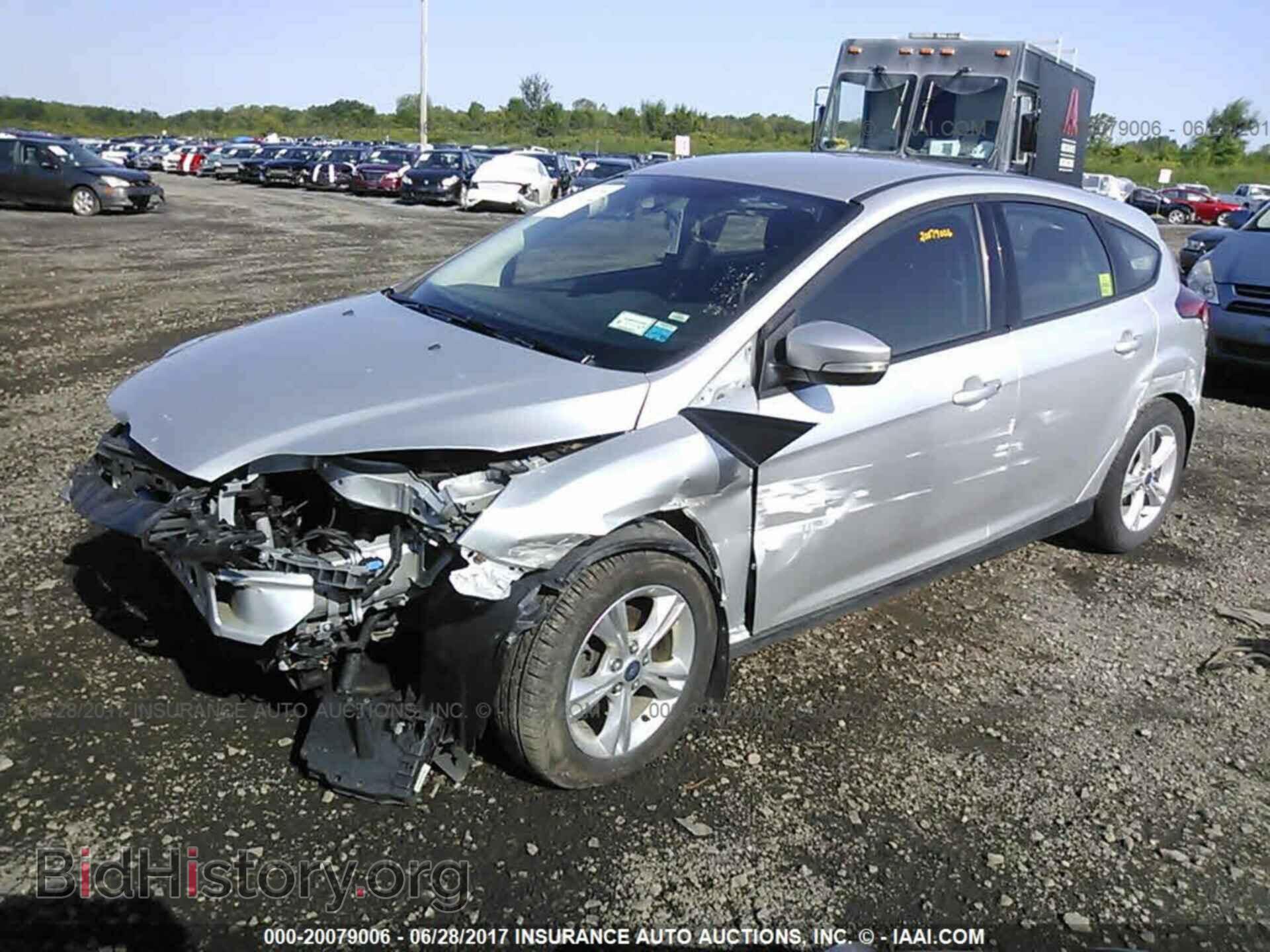 2014 Ford Focus - VIN: 1FADP3K22EL333017 - Фото 2