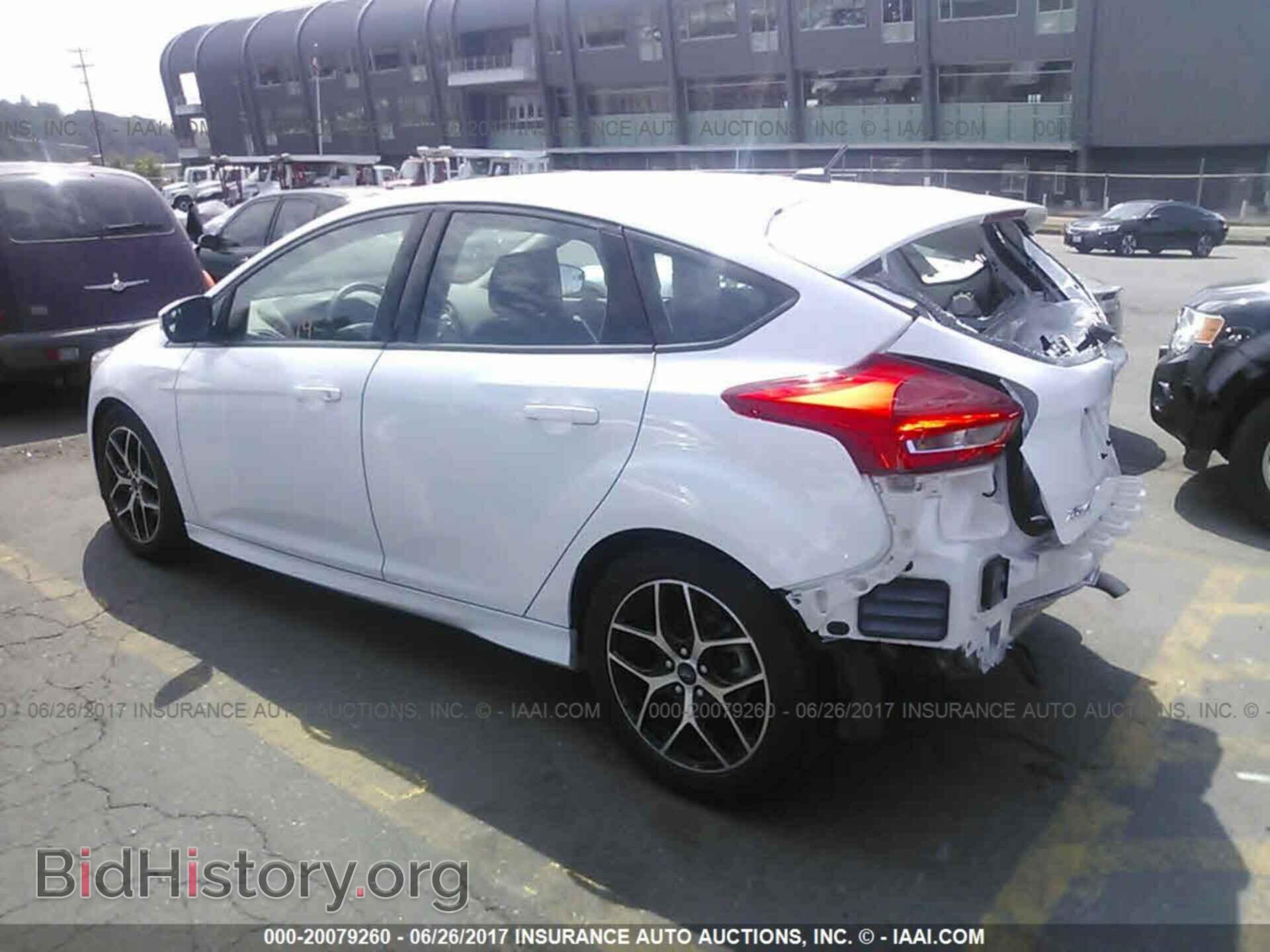 2016 Ford Focus - VIN: 1FADP3K28GL392219 - Фото 3