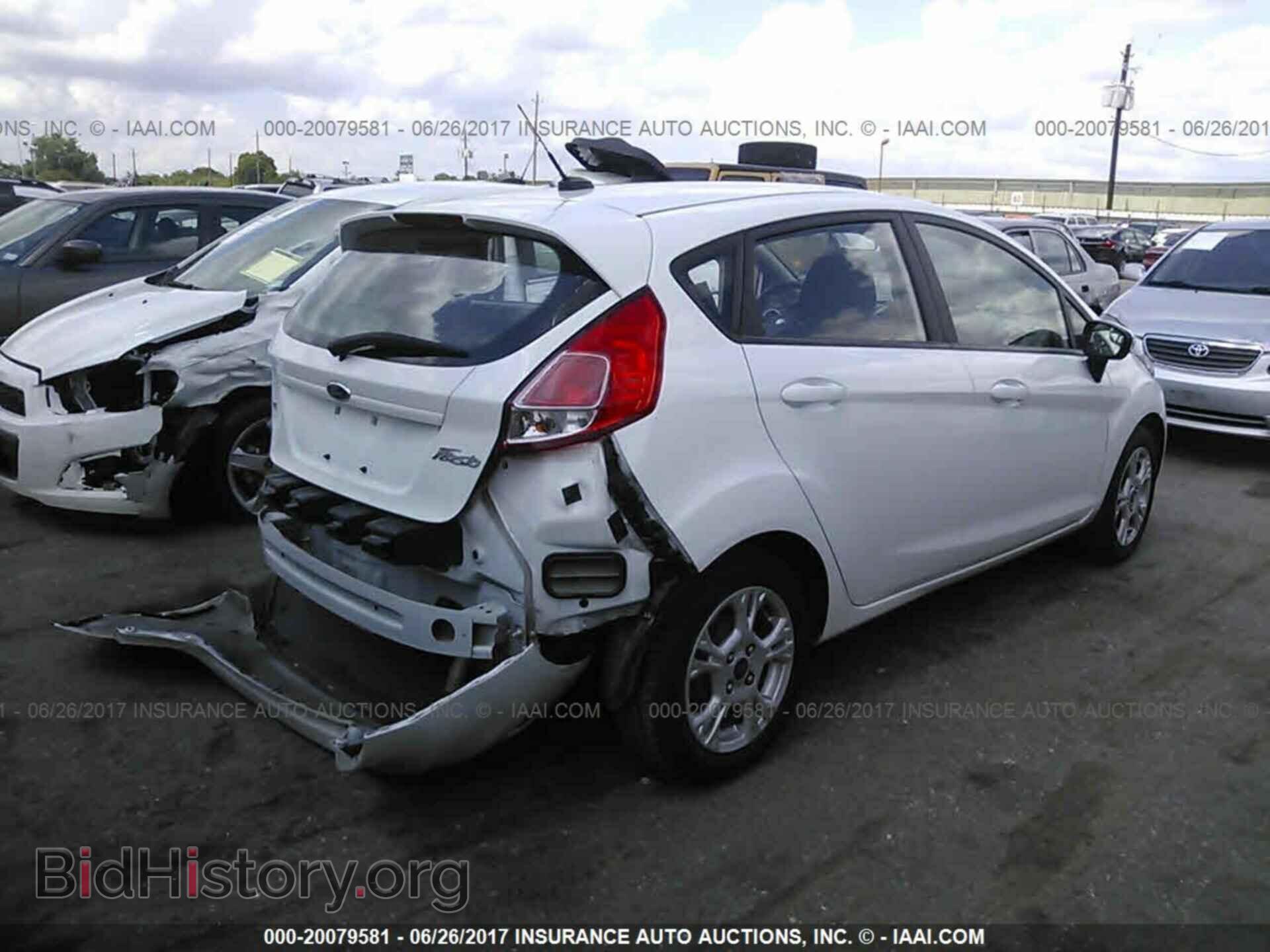 2014 Ford Fiesta - VIN: 3FADP4EJ9EM160586 - Photo 4