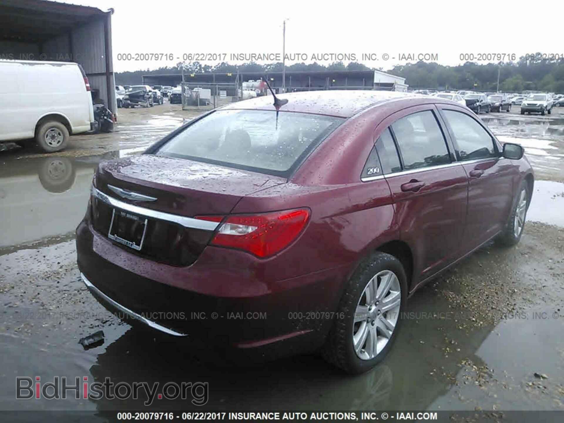 2012 Chrysler 200 - VIN: 1C3CCBBG2CN263760 - Фото 4