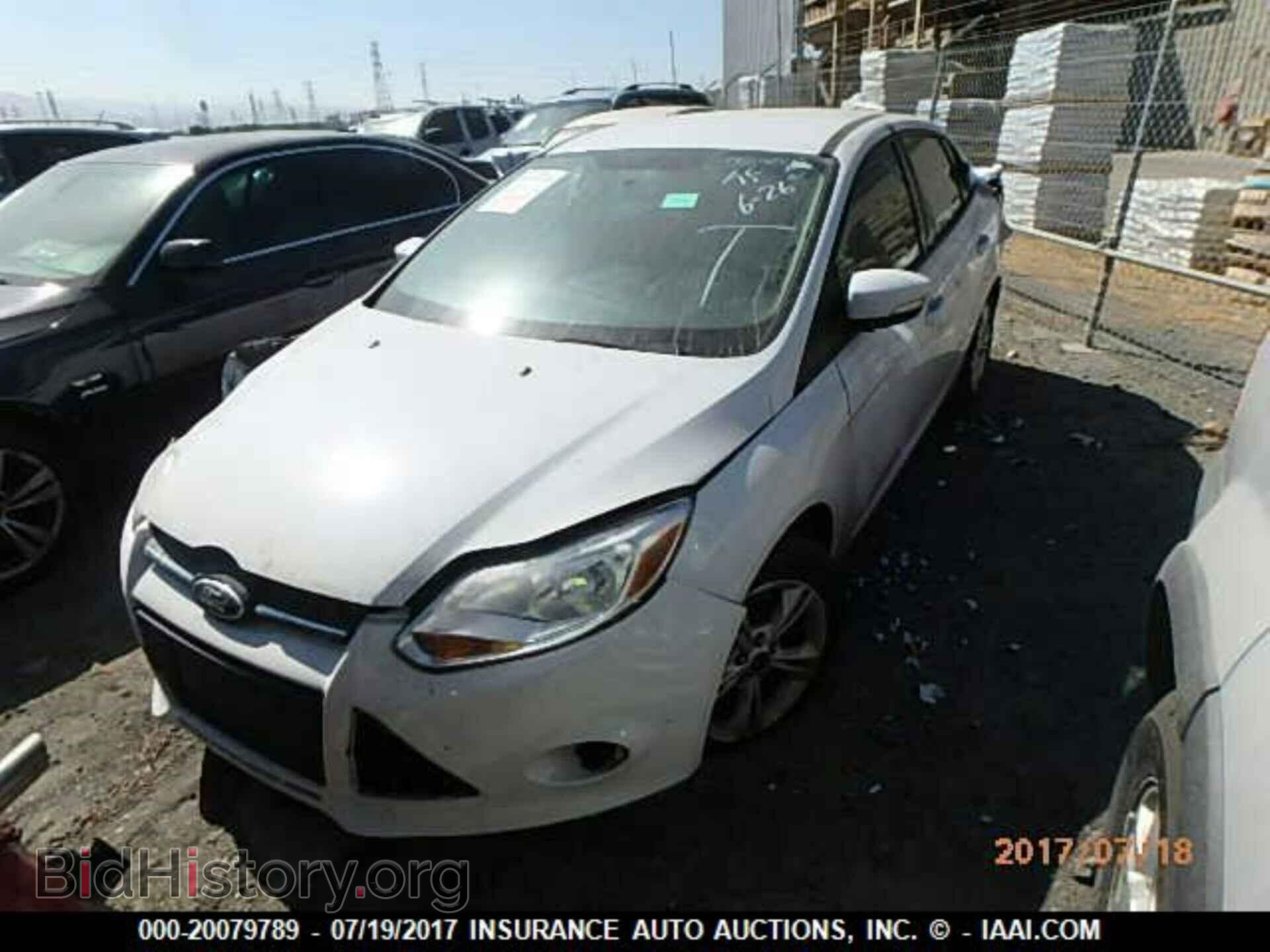 2014 Ford Focus - VIN: 1FADP3F20EL414169 - Photo 2