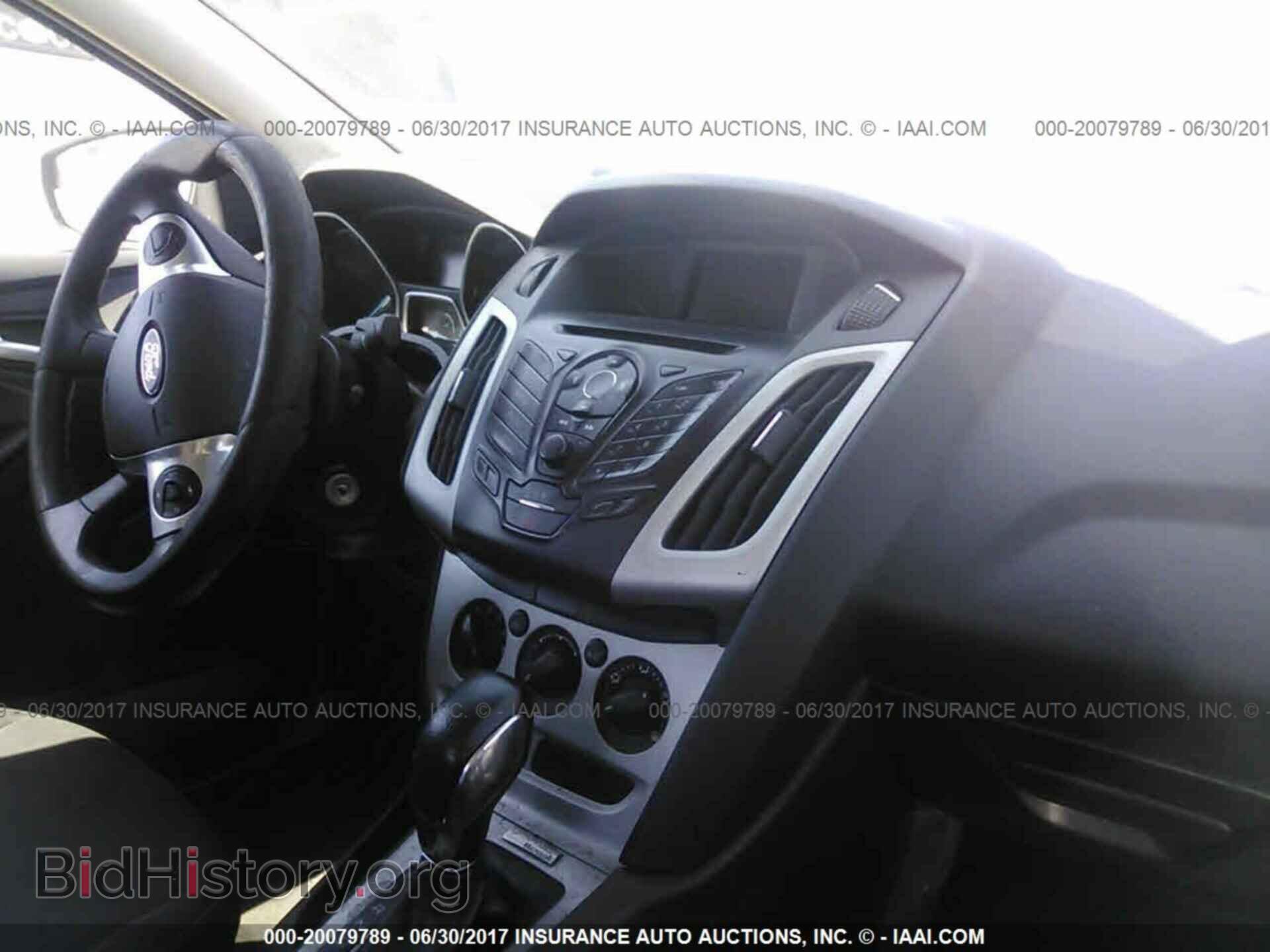 2014 Ford Focus - VIN: 1FADP3F20EL414169 - Photo 5