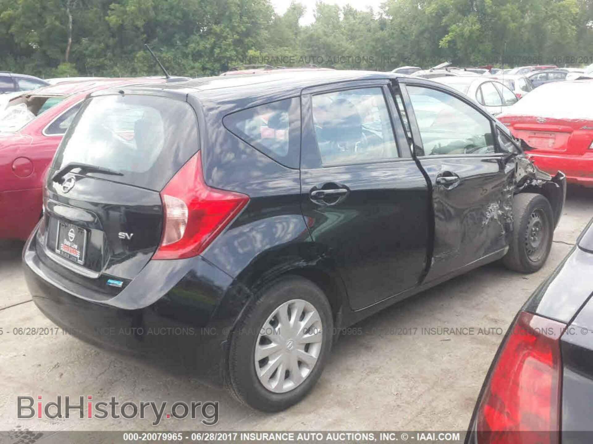2015 Nissan Versa note - VIN: 3N1CE2CP1FL435773 - Фото 4