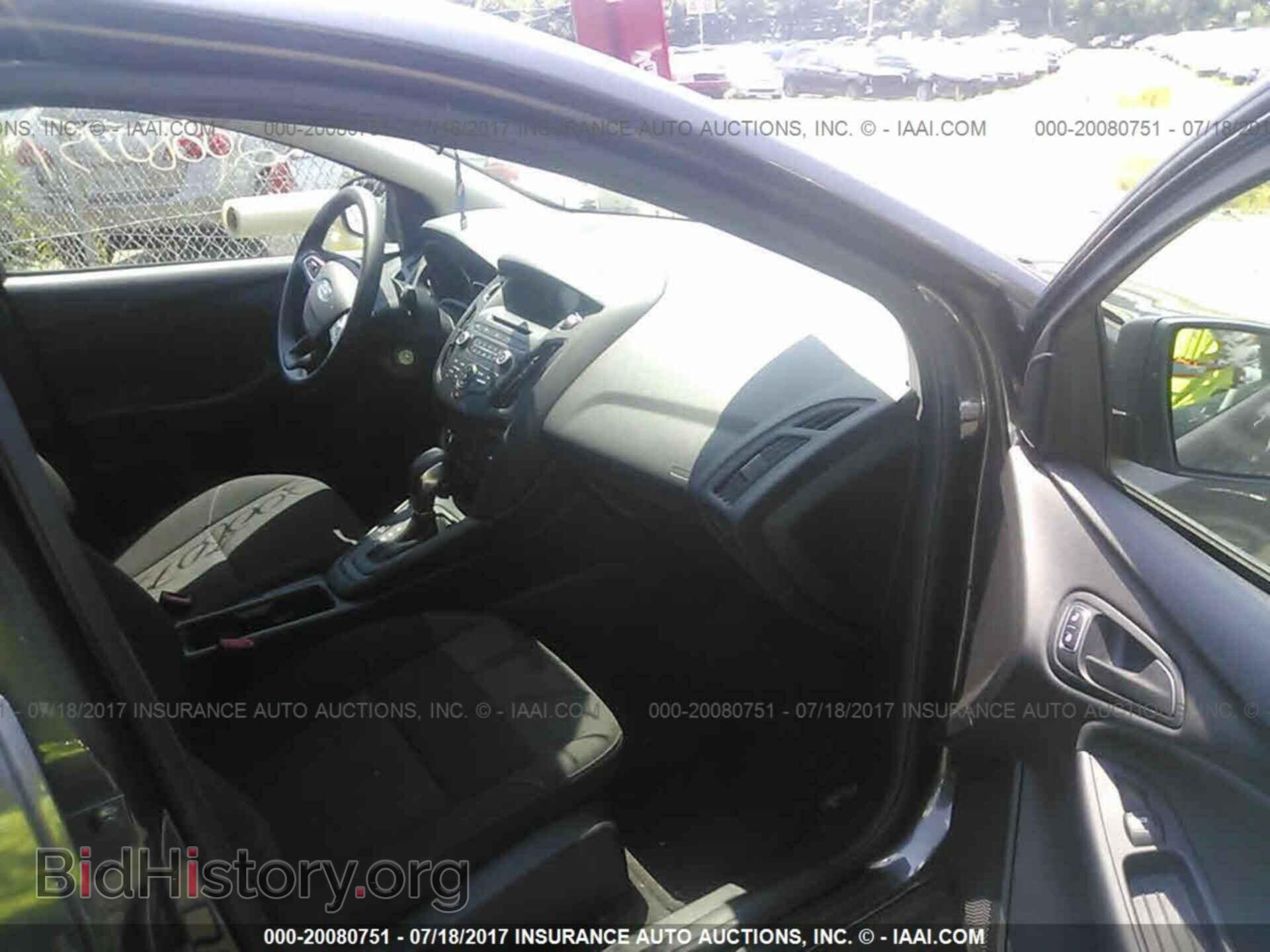 2016 Ford Focus - VIN: 1FADP3E28GL331013 - Фото 5