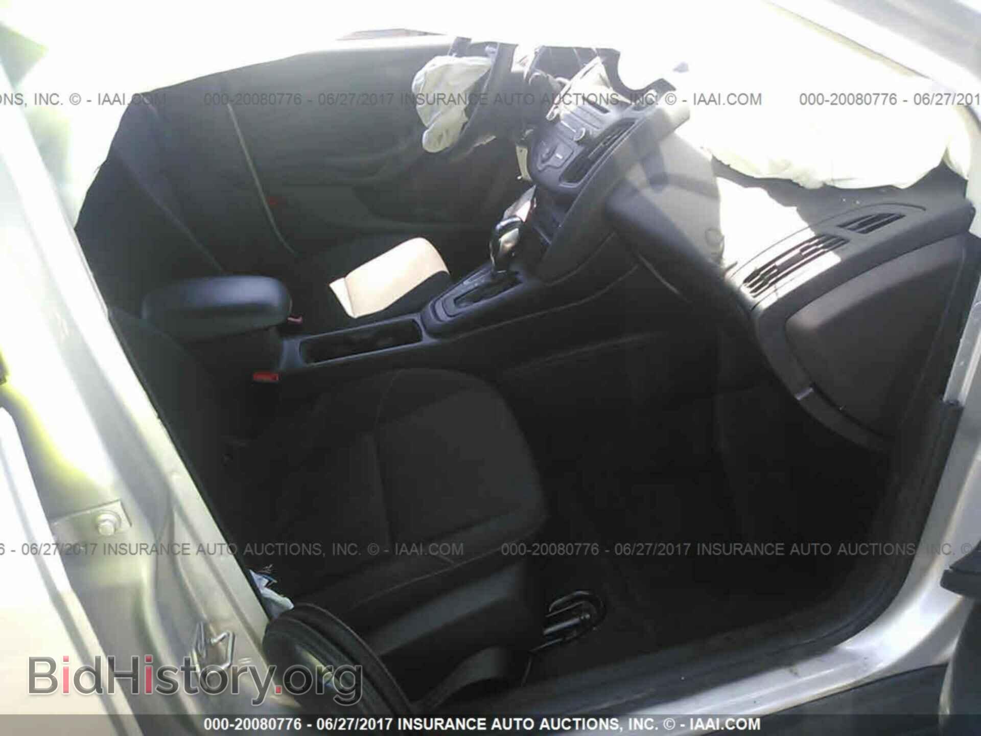 2015 Ford Focus - VIN: 1FADP3F22FL216775 - Photo 5