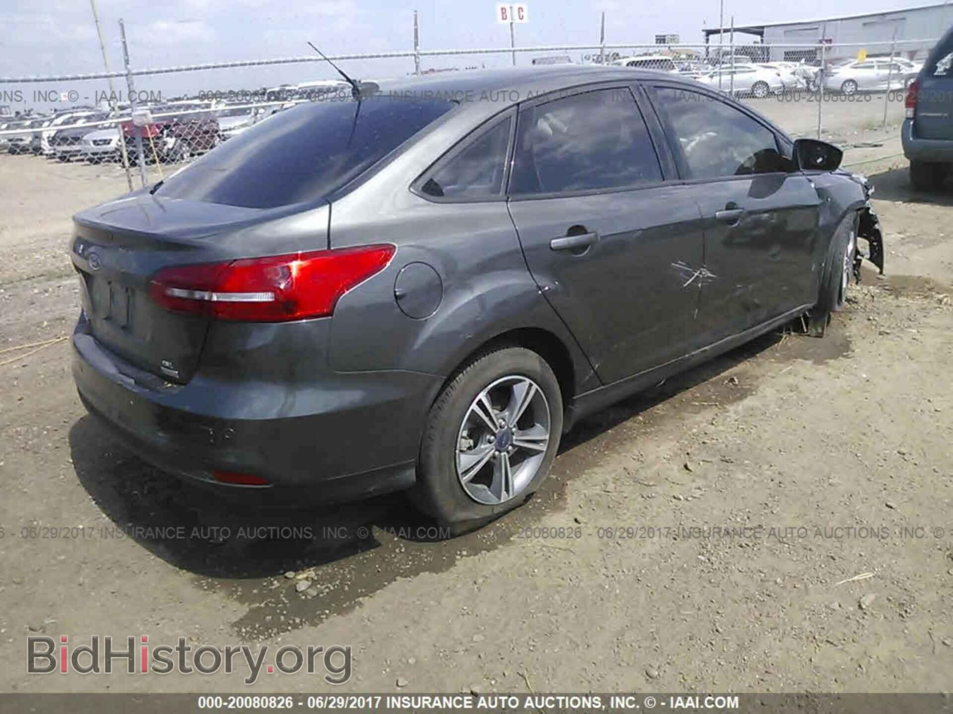 2016 Ford Focus - VIN: 1FADP3FE7GL245409 - Фото 4