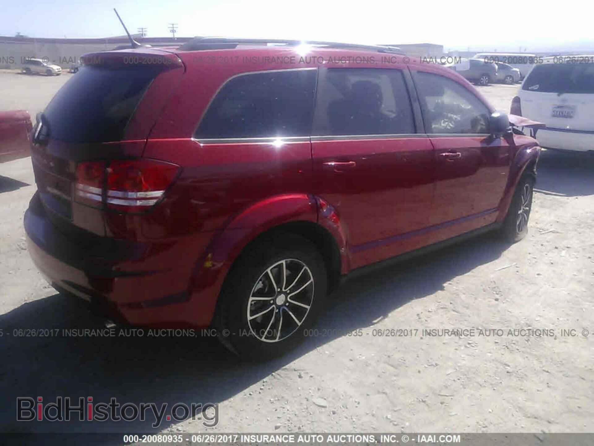 2017 Dodge Journey - VIN: 3C4PDCAB6HT602548 - Фото 4