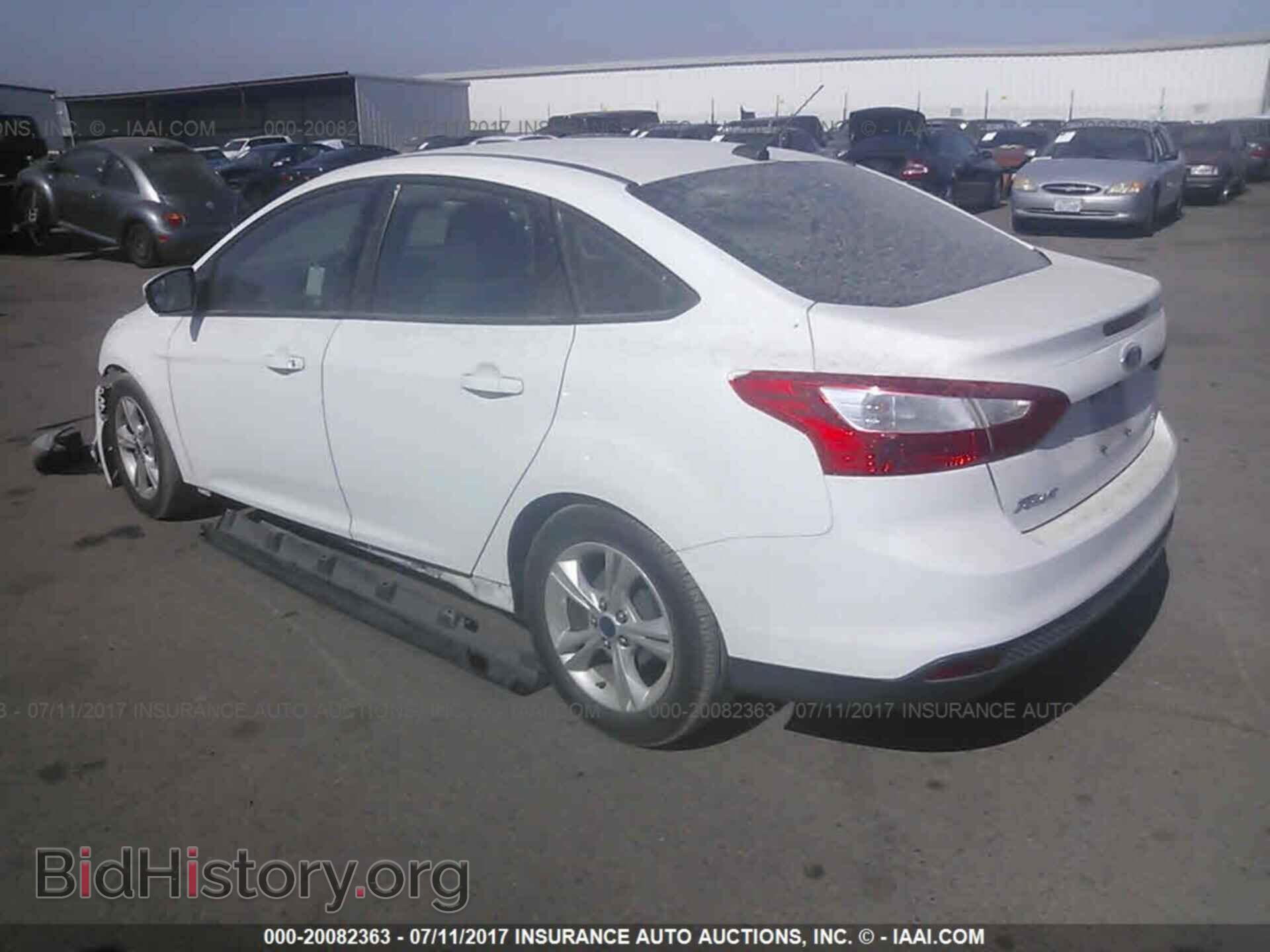 2014 Ford Focus - VIN: 1FADP3F24EL442119 - Фото 3