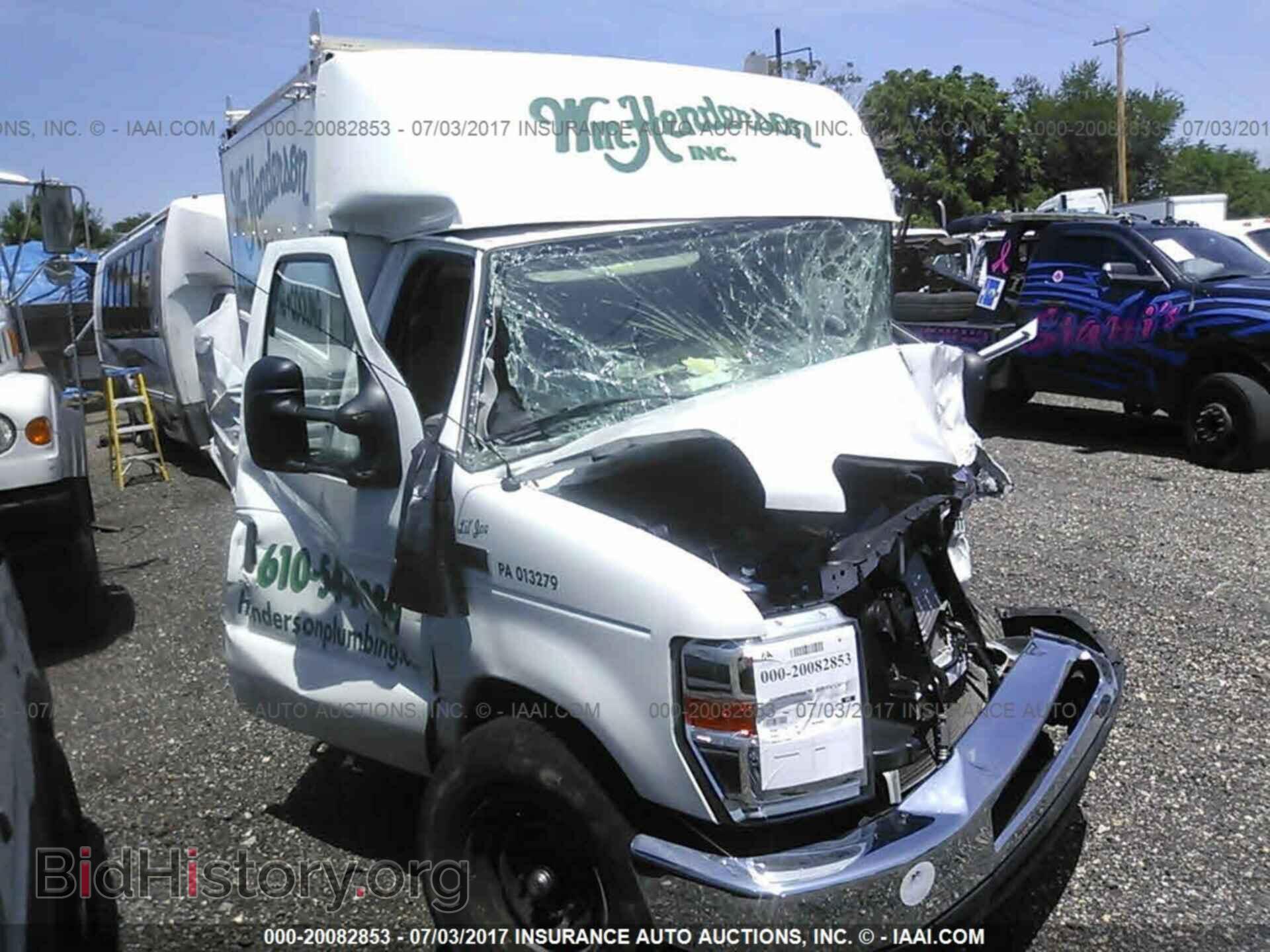 Photo 1FDWE3FL6FDA34407 - Ford Econoline 2015
