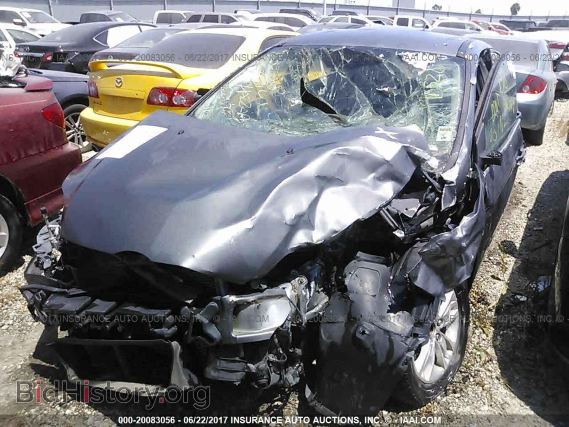2012 Ford Focus - VIN: 1FAHP3M20CL437663 - Photo 2