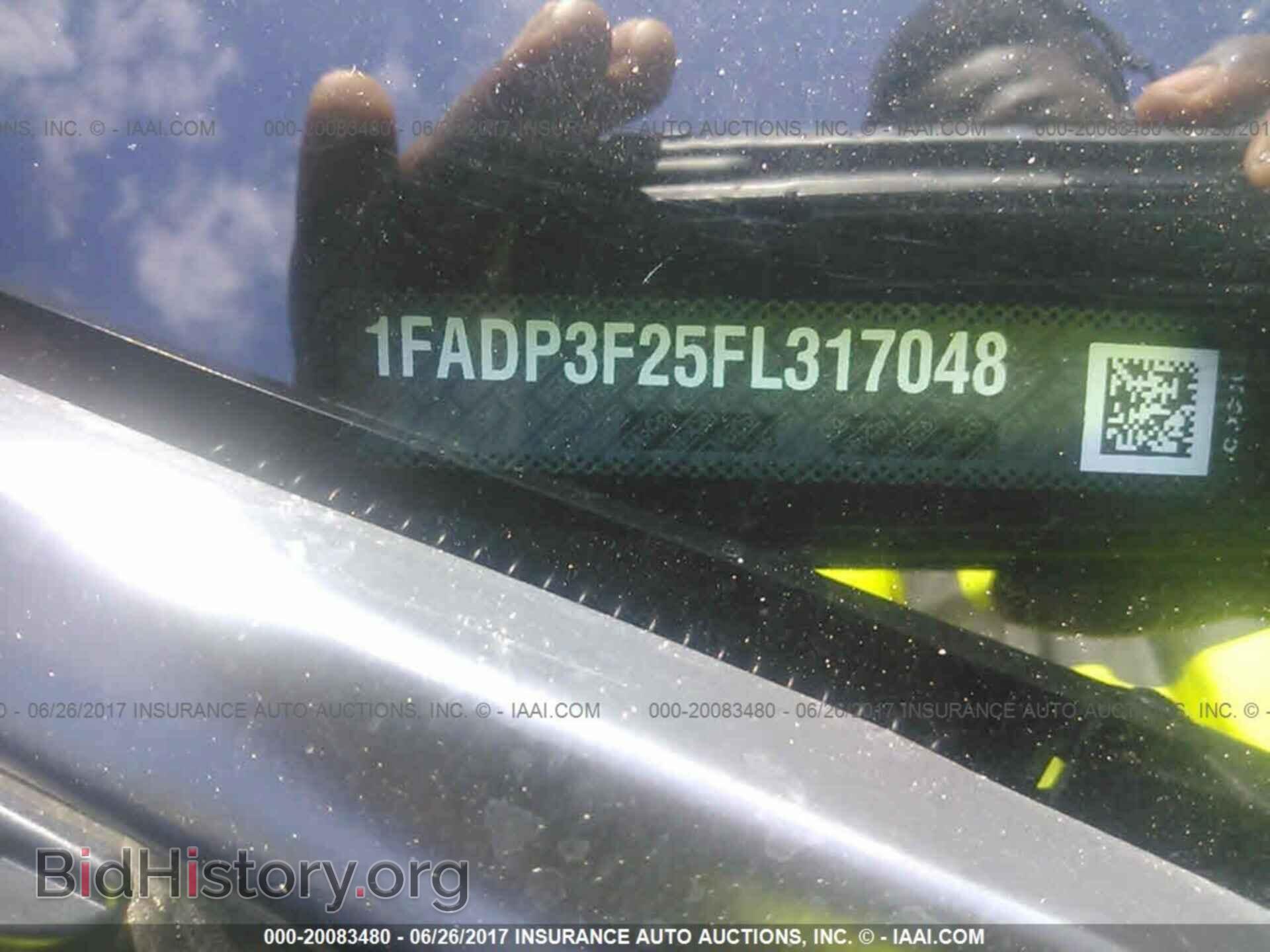 2015 Ford Focus - VIN: 1FADP3F25FL317048 - Photo 9