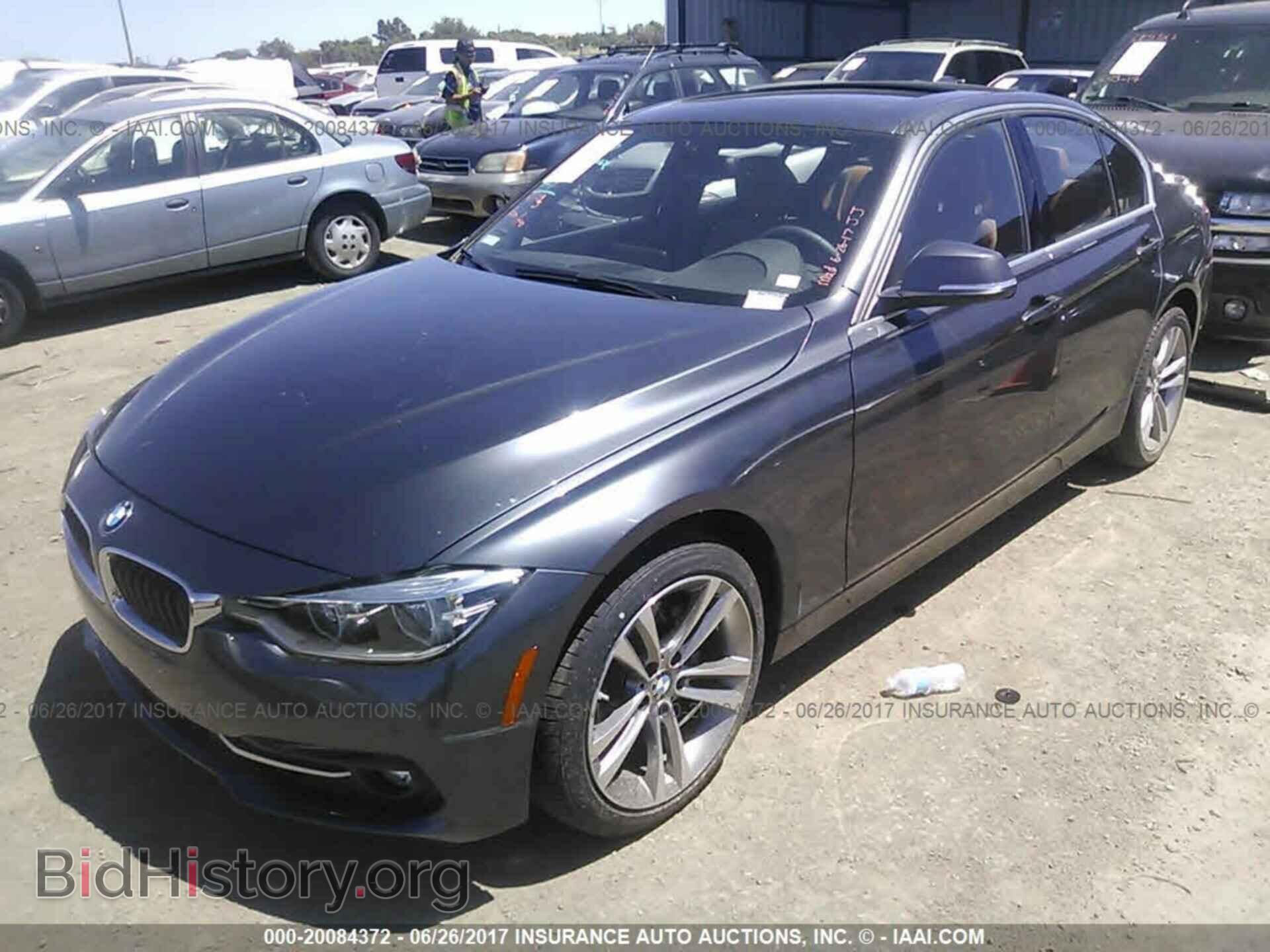 2017 Bmw 330 - VIN: WBA8B9C50HK675577 - Photo 2