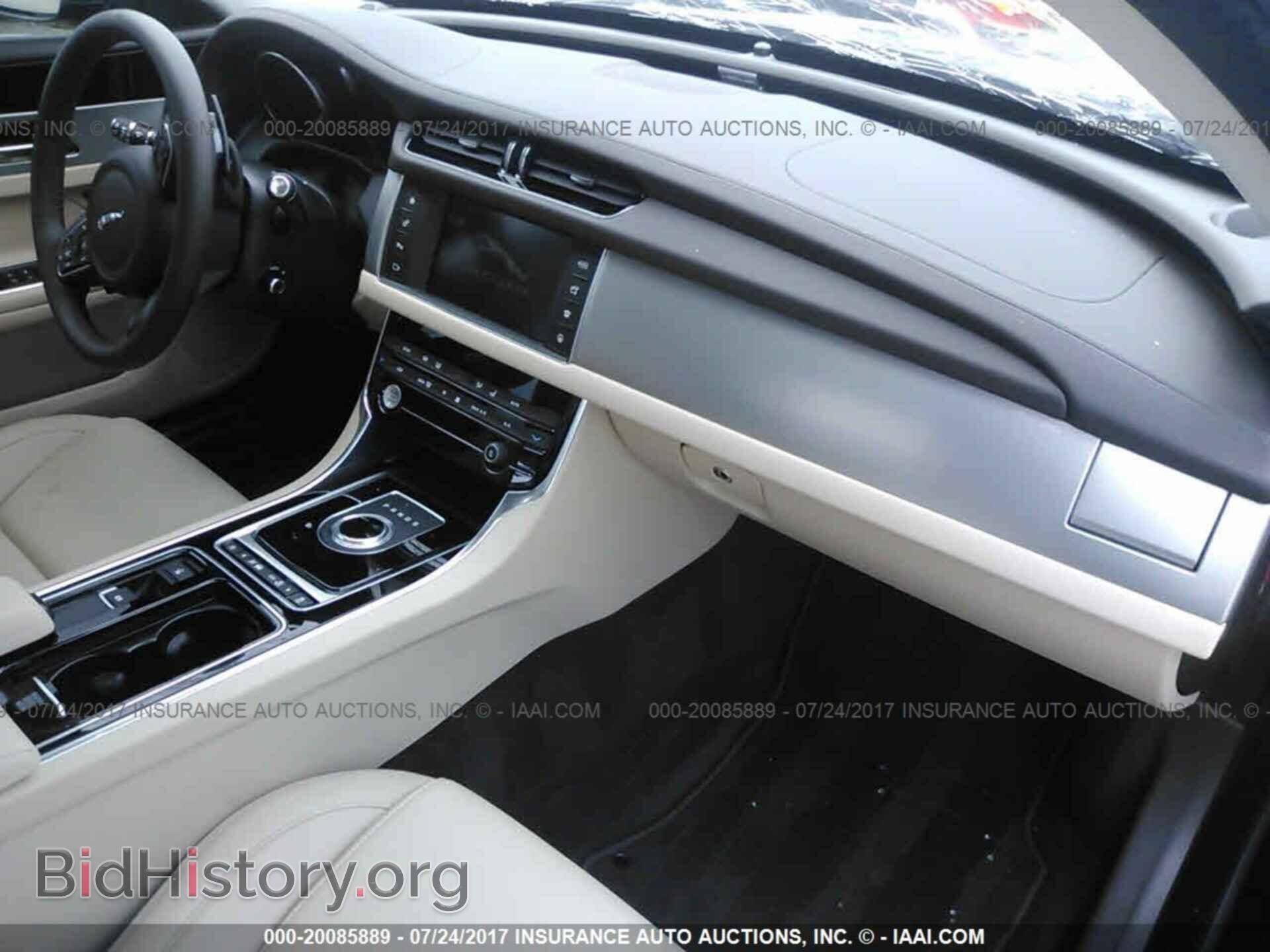 2017 Jaguar Xf - VIN: SAJBD4BV0HCY32978 - Фото 5