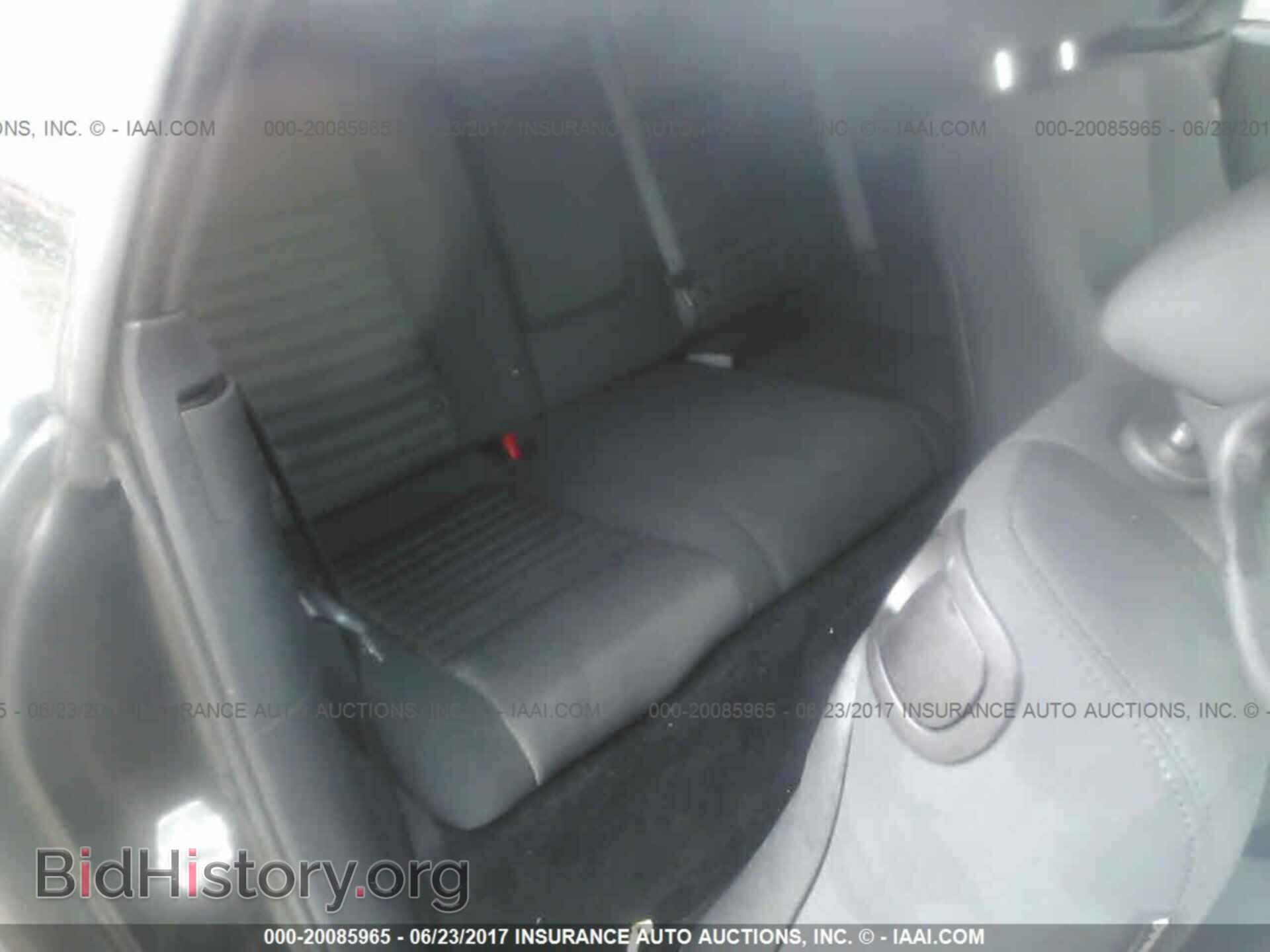 2012 Dodge Challenger - VIN: 2C3CDYAG2CH291441 - Photo 8