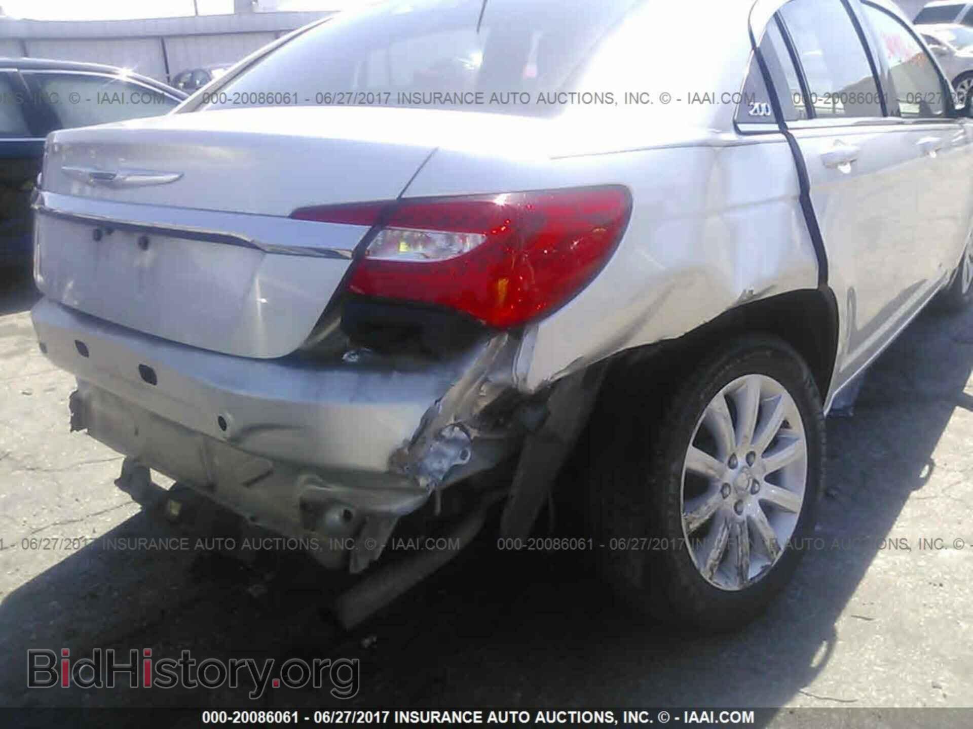 2012 Chrysler 200 - VIN: 1C3CCBBB2CN130775 - Photo 6