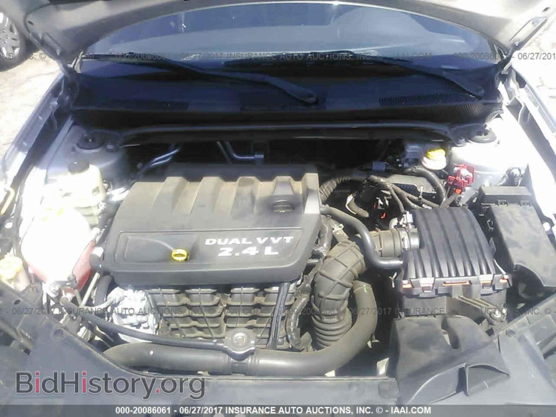 2012 Chrysler 200 - VIN: 1C3CCBBB2CN130775 - Photo 10