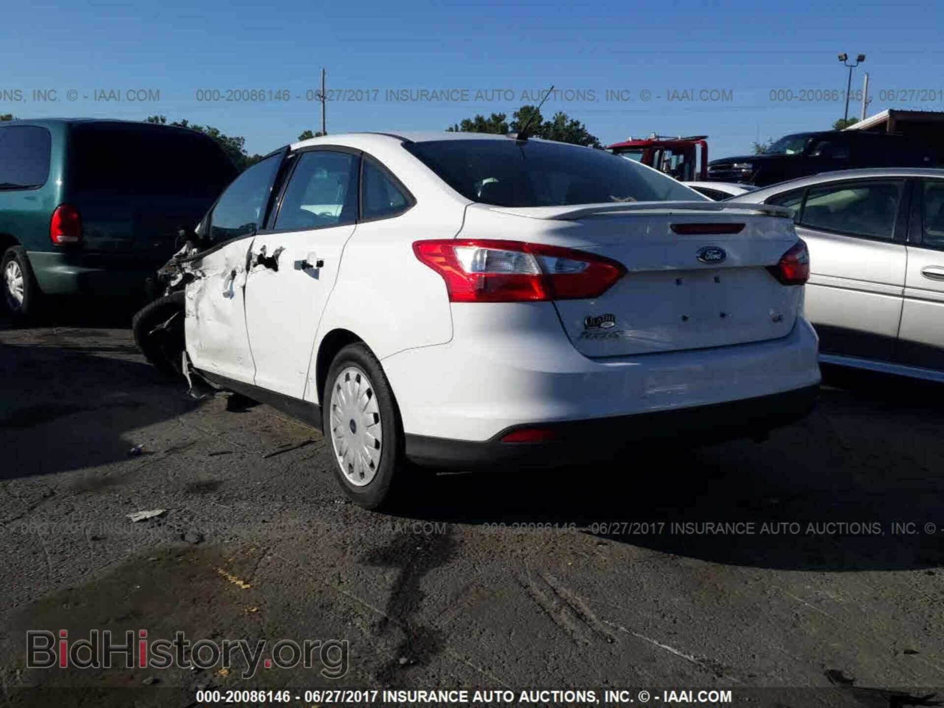 2012 Ford Focus - VIN: 1FAHP3F22CL347492 - Фото 3