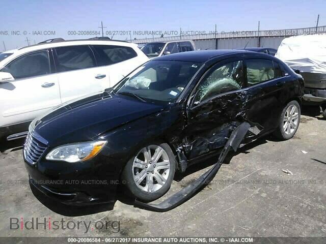2014 Chrysler 200 - VIN: 1C3CCBBB3EN178322 - Photo 2