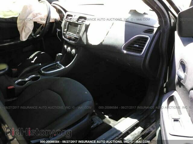 2014 Chrysler 200 - VIN: 1C3CCBBB3EN178322 - Photo 5