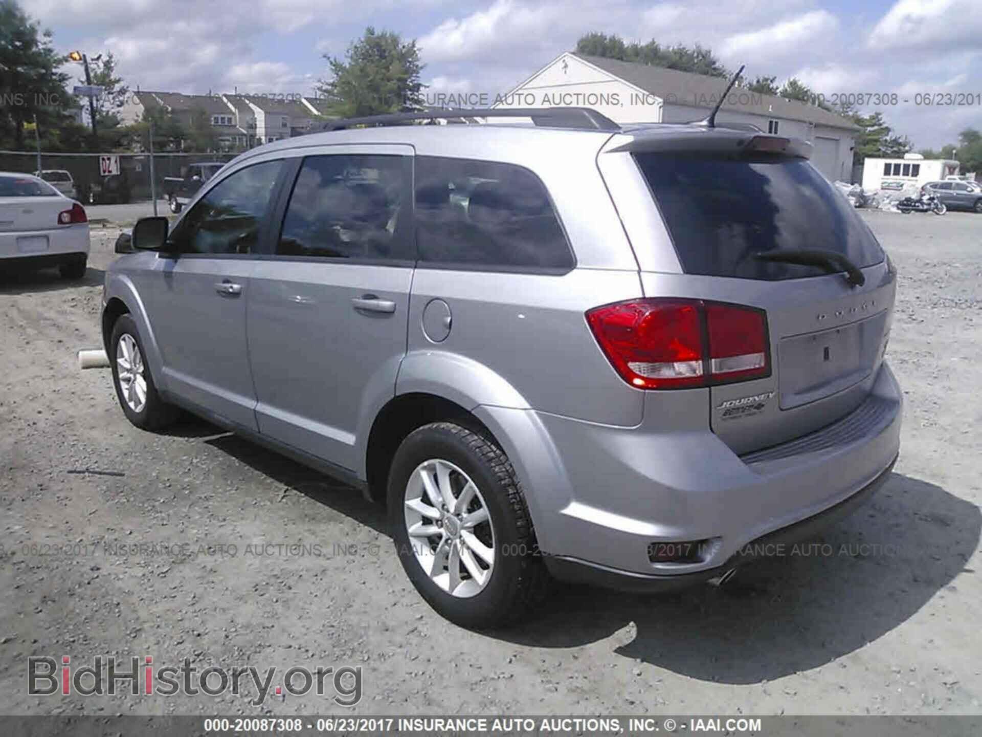 2015 Dodge Journey - VIN: 3C4PDCBG0FT658525 - Photo 3