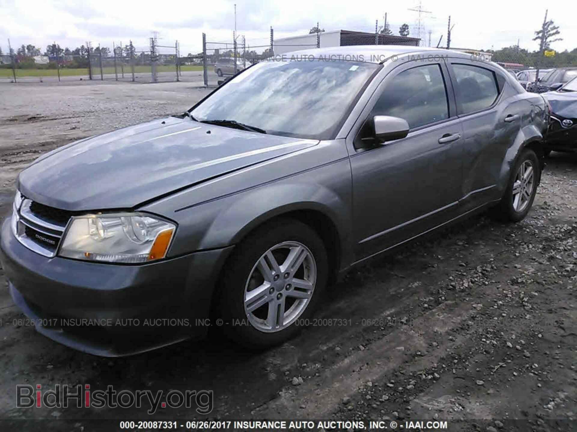 2012 Dodge Avenger - VIN: 1C3CDZCB5CN150667 - Фото 2