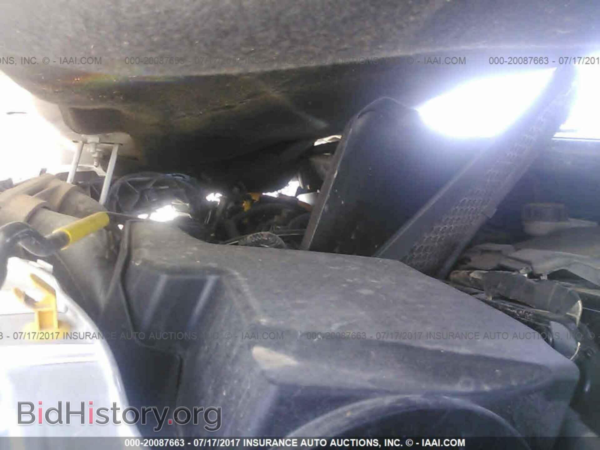 2015 Ford Focus - VIN: 1FADP3F24FL357024 - Photo 10