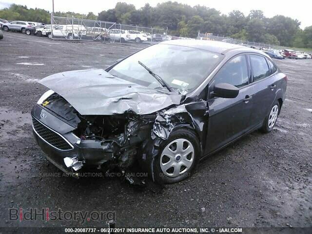 2016 Ford Focus - VIN: 1FADP3E28GL265529 - Photo 2