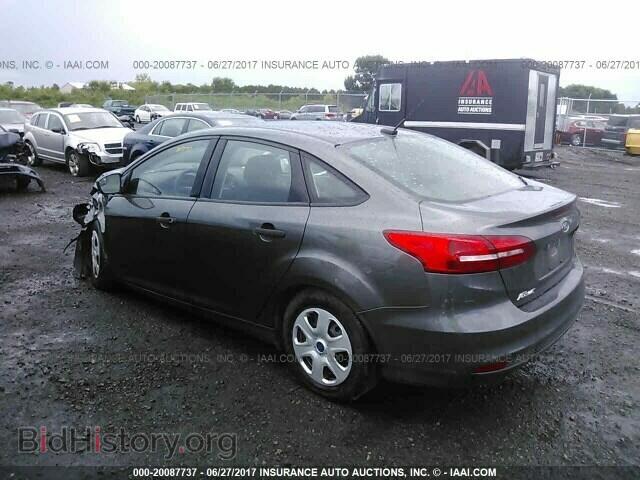 2016 Ford Focus - VIN: 1FADP3E28GL265529 - Photo 3