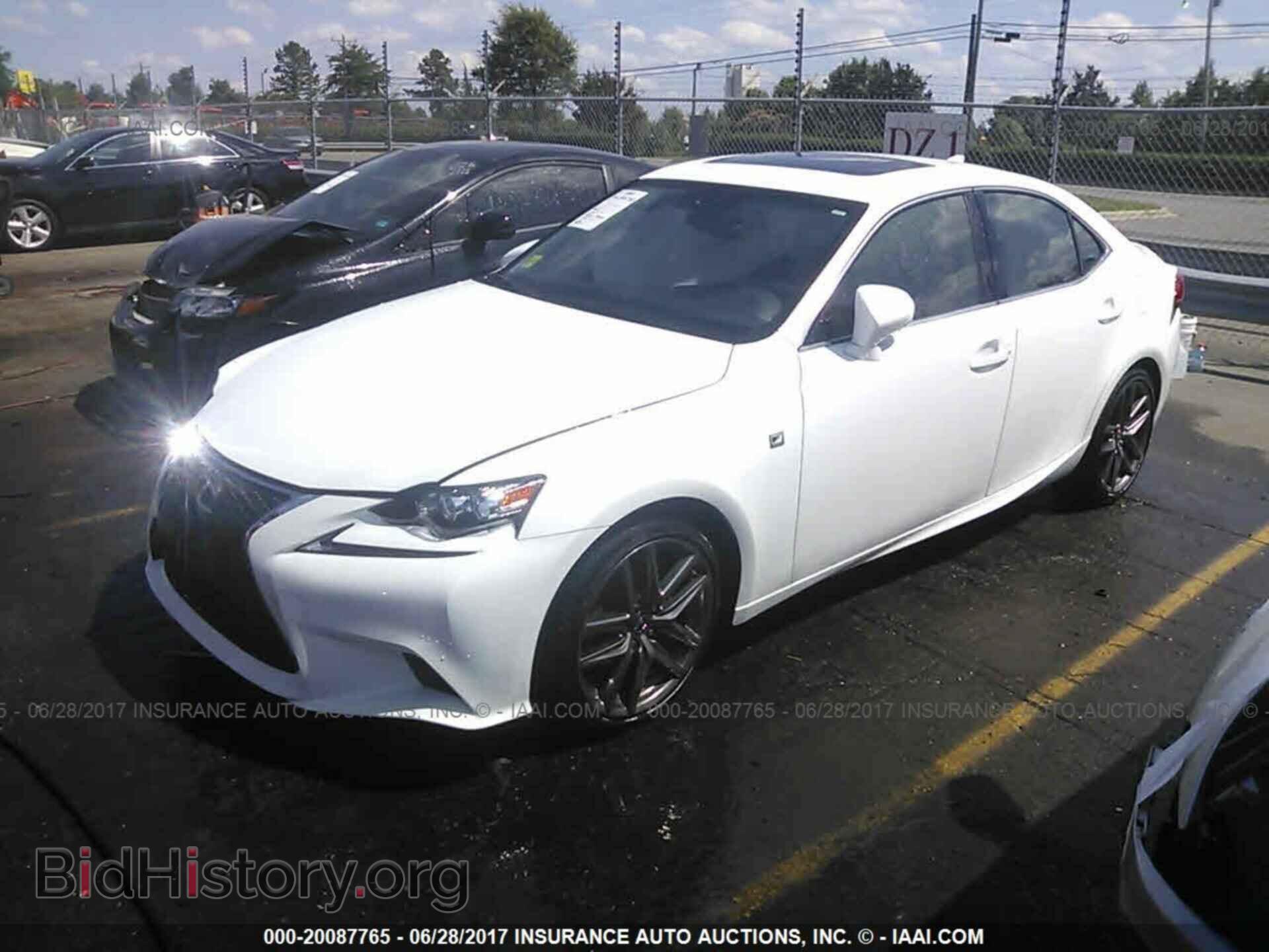2014 Lexus Is - VIN: JTHBF1D29E5015386 - Photo 2