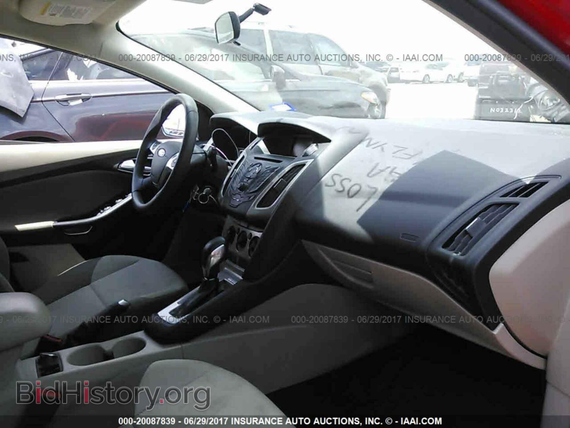 2014 Ford Focus - VIN: 1FADP3K27EL183633 - Фото 5