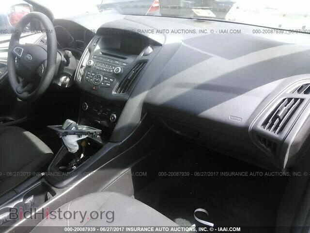 2016 Ford Focus - VIN: 1FADP3F24GL364735 - Photo 5